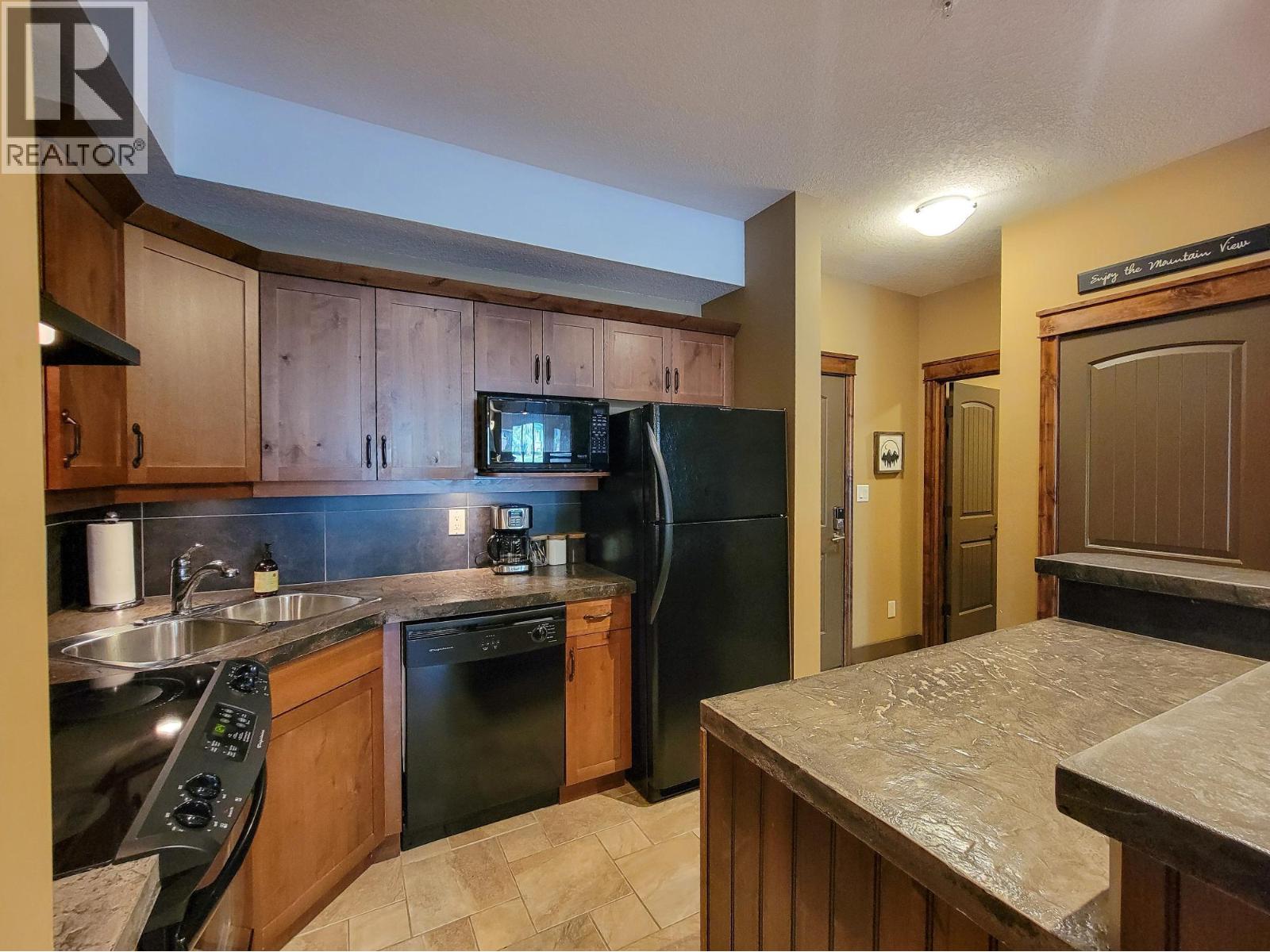 7495 Columbia Avenue Unit# 1109, Radium Hot Springs, British Columbia  V0A 1M0 - Photo 18 - 10361152