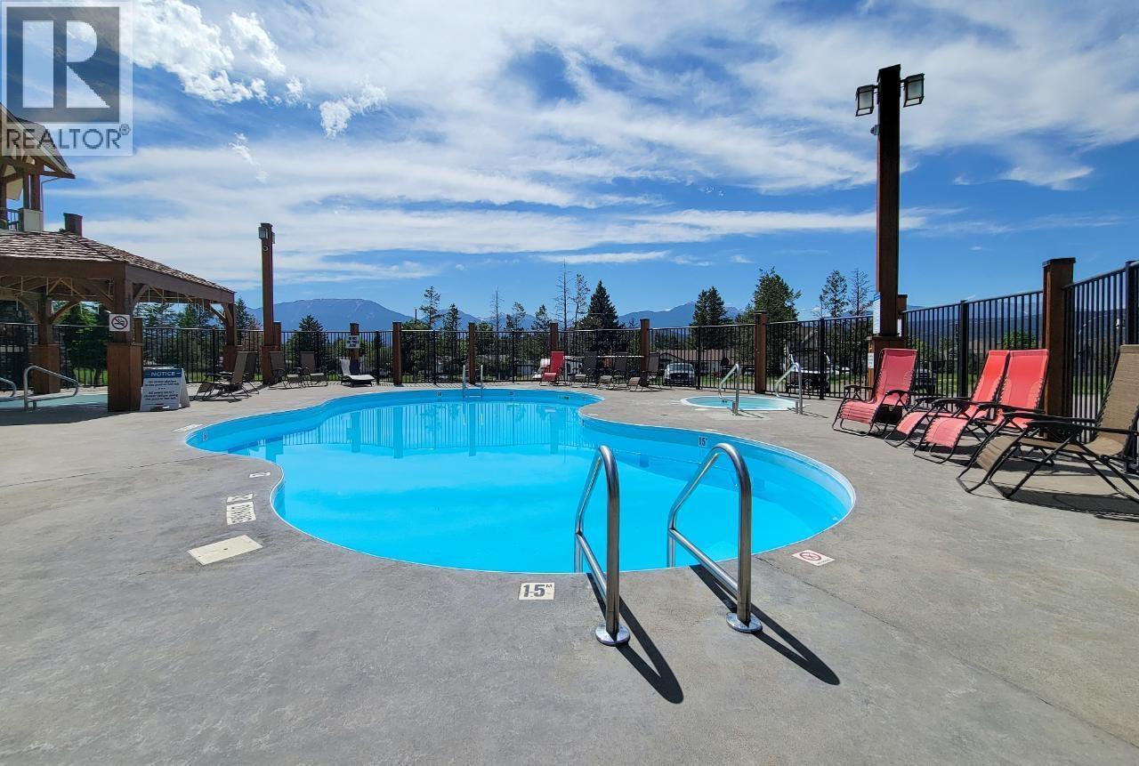 7495 Columbia Avenue Unit# 1109, Radium Hot Springs, British Columbia  V0A 1M0 - Photo 33 - 10361152