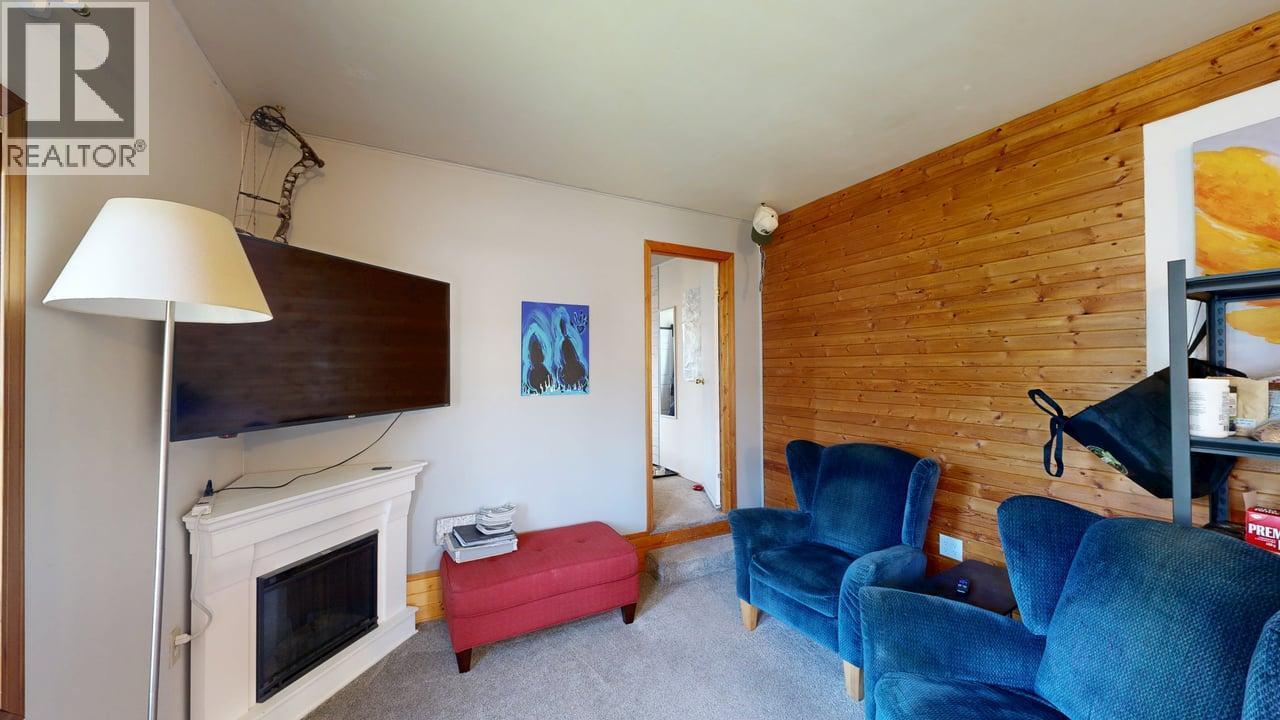 1011 King Crescent, Golden, British Columbia  V0A 1H2 - Photo 27 - 10353397