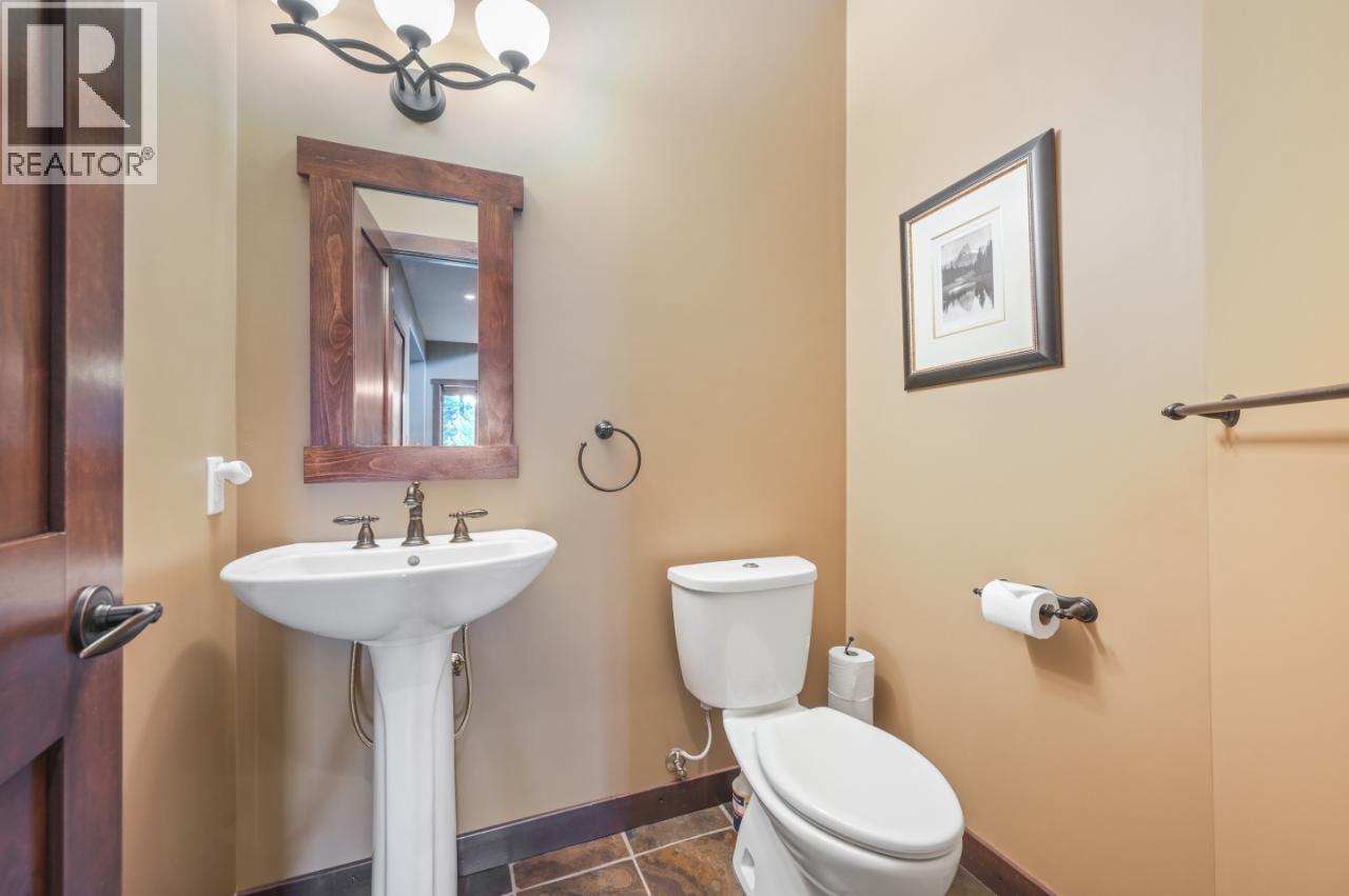 885 Copperview Close, Windermere, British Columbia  V0A 1K3 - Photo 21 - 10361291