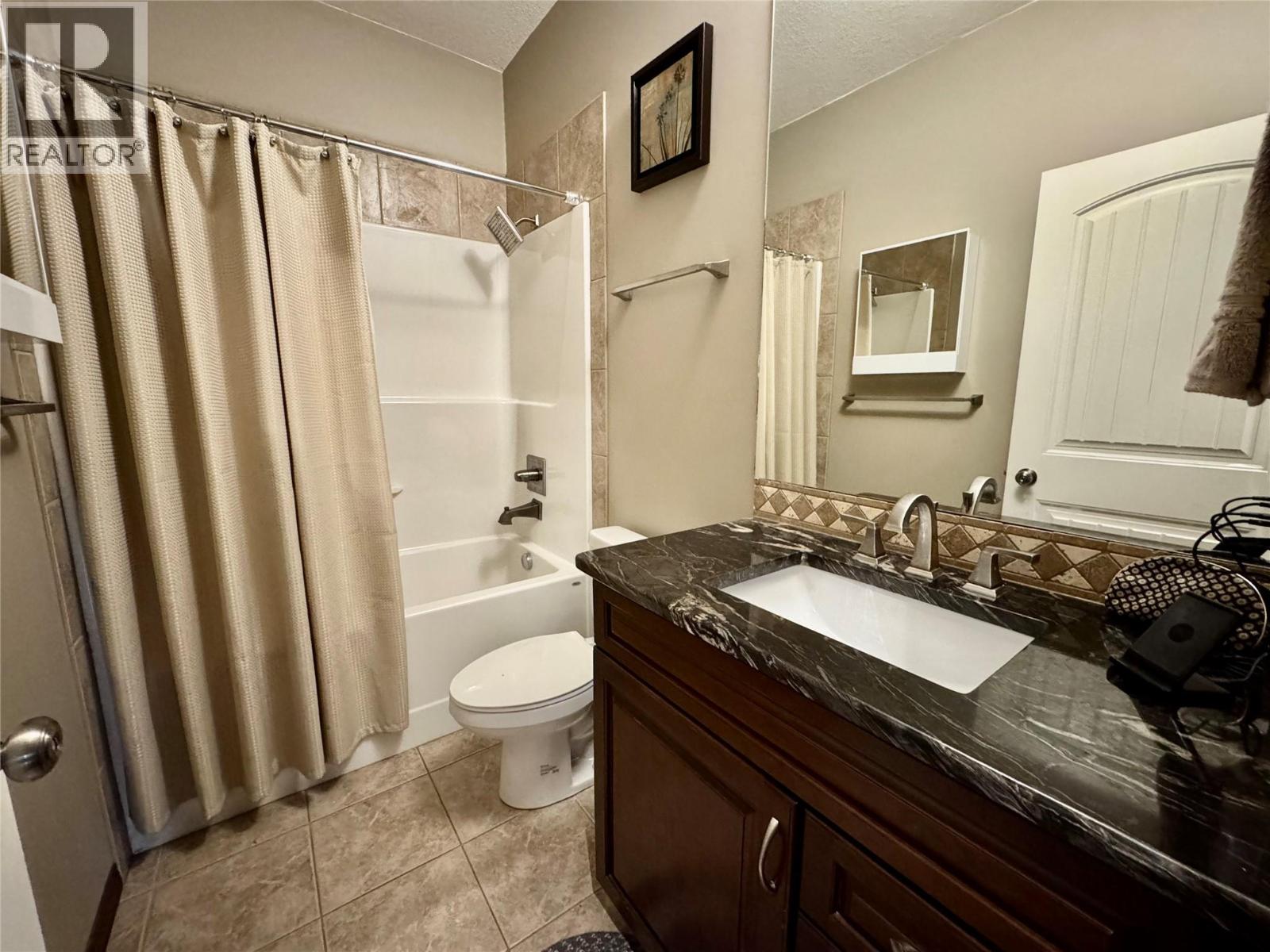 948 Copper Point Way, Invermere, British Columbia  V0A 1K3 - Photo 17 - 10361381