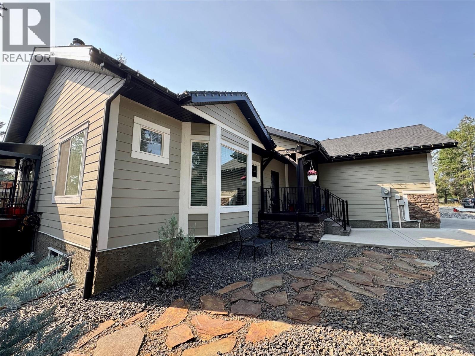 948 Copper Point Way, Invermere, British Columbia  V0A 1K3 - Photo 5 - 10361381