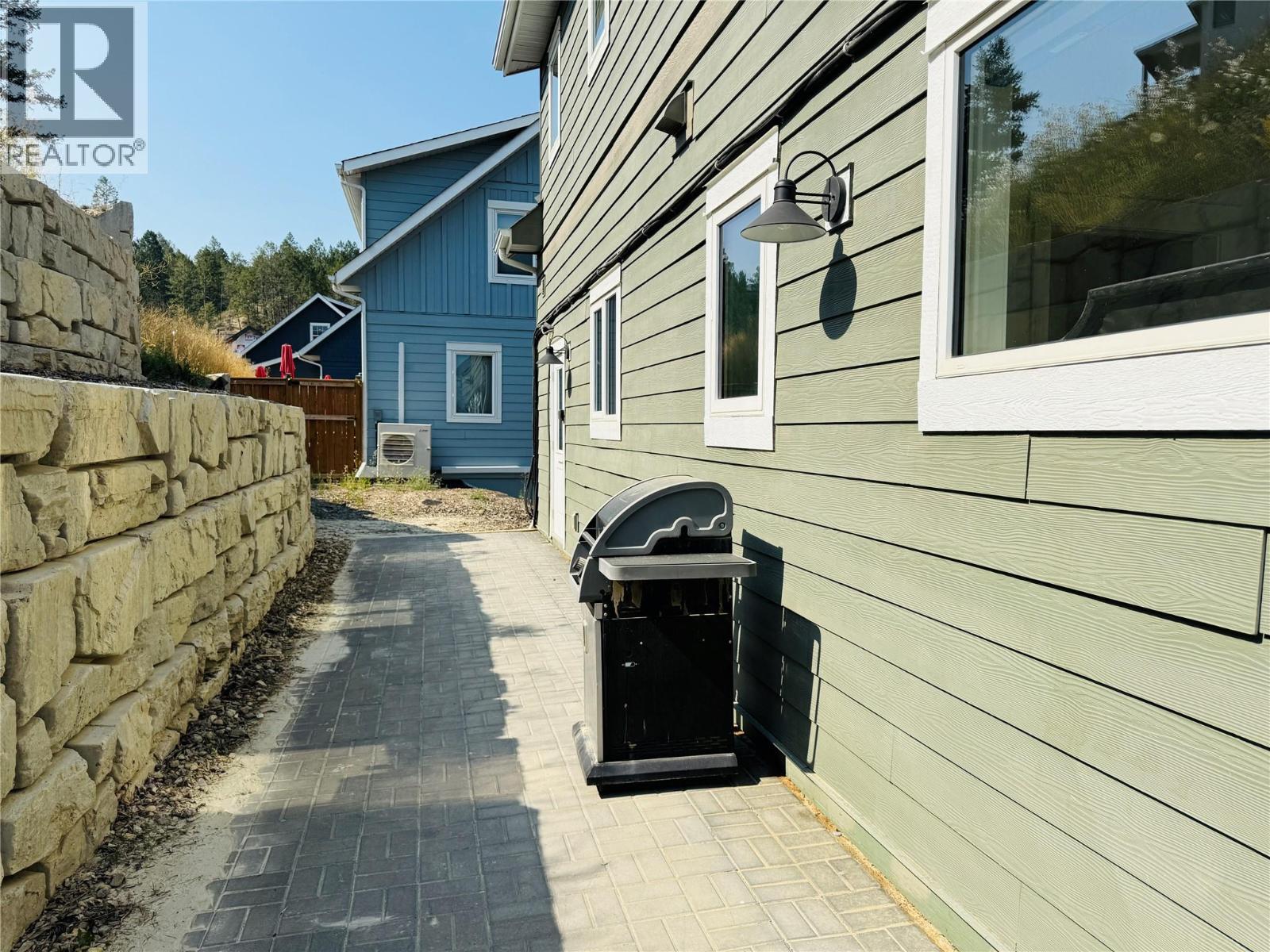705 Kpokl Road, Invermere, British Columbia  V0A 1K0 - Photo 17 - 10361673