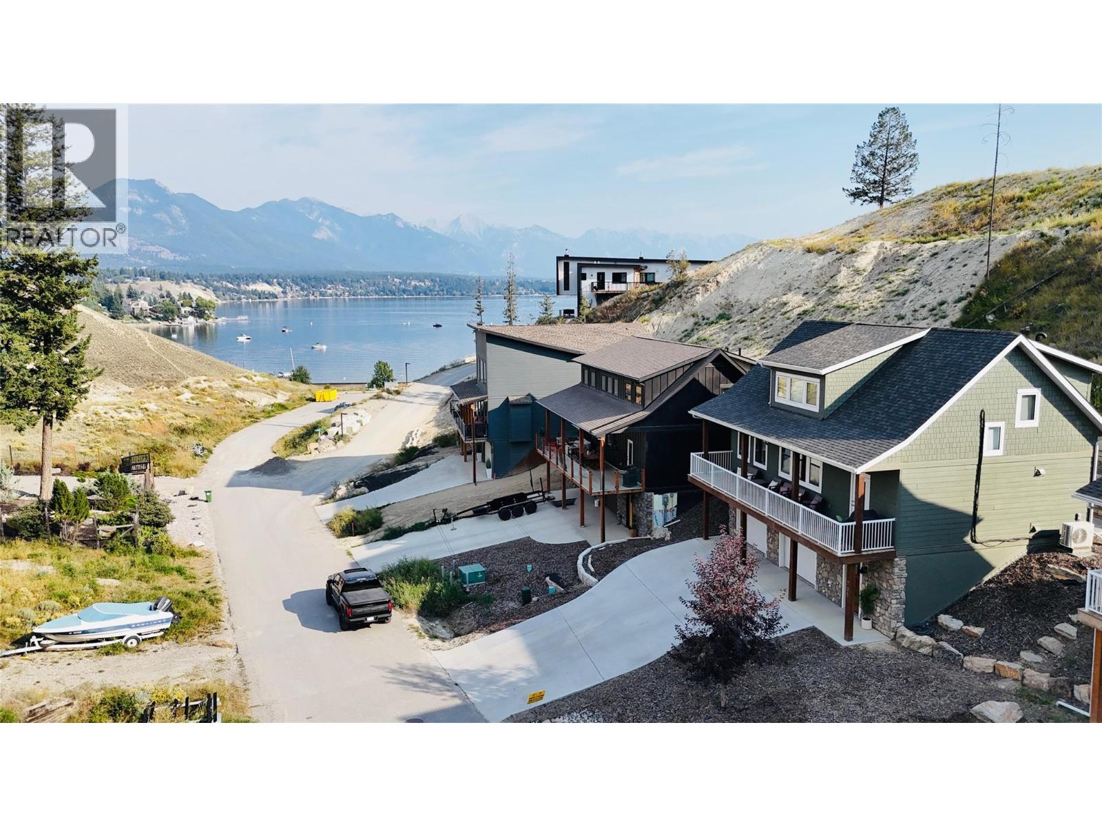 705 Kpokl Road, Invermere, British Columbia  V0A 1K0 - Photo 3 - 10361673