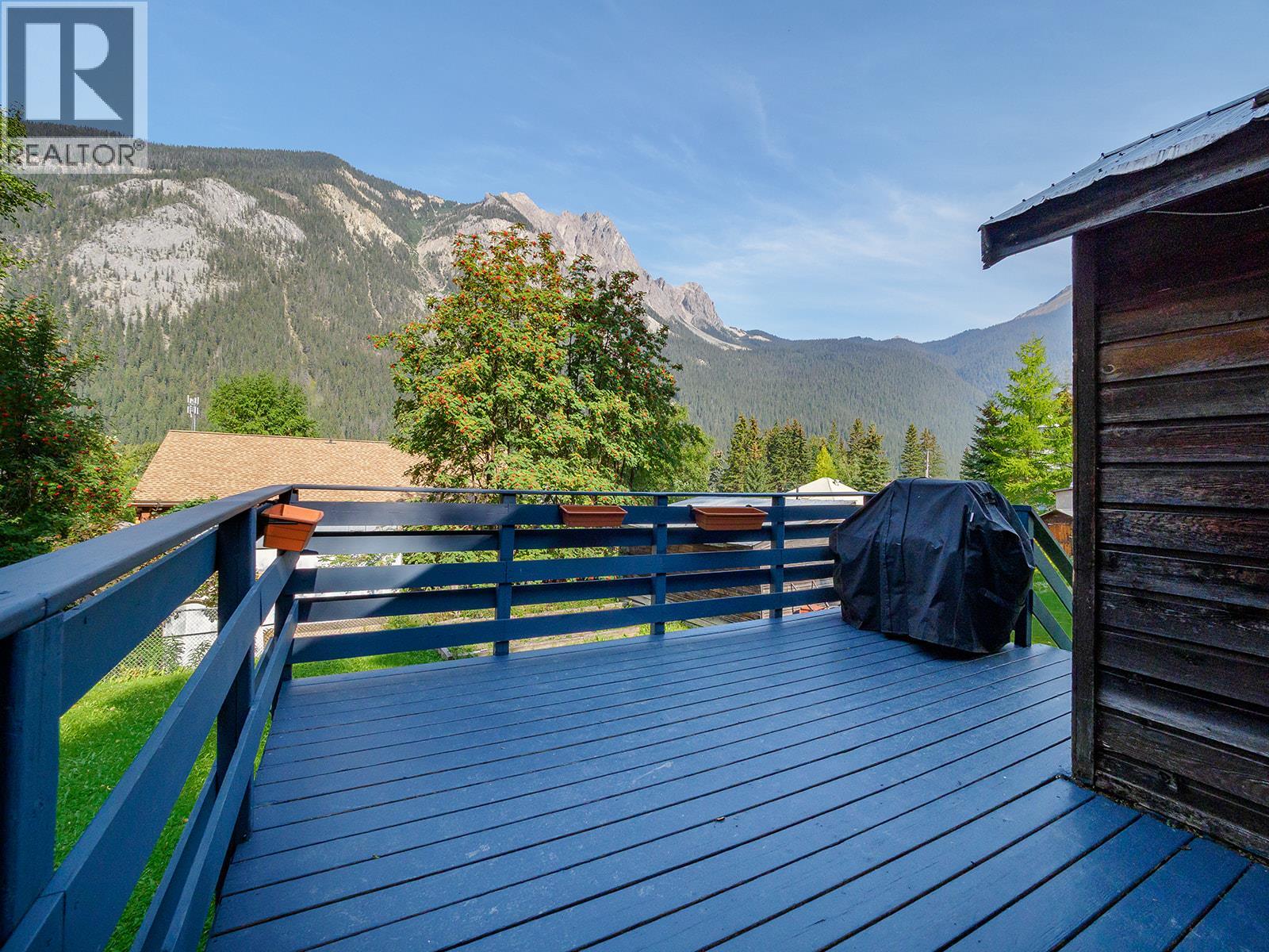 307 2nd Avenue, Field, British Columbia  V0A 1G0 - Photo 19 - 10361908