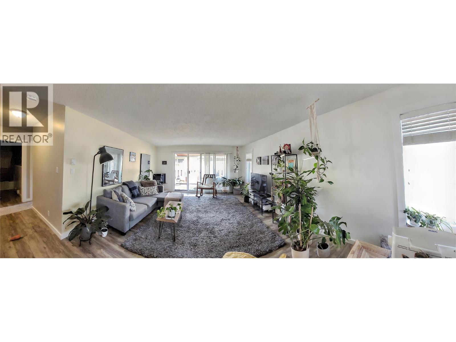 717 12th Avenue Unit# 8, Invermere, British Columbia  V0A 1K0 - Photo 2 - 10361932