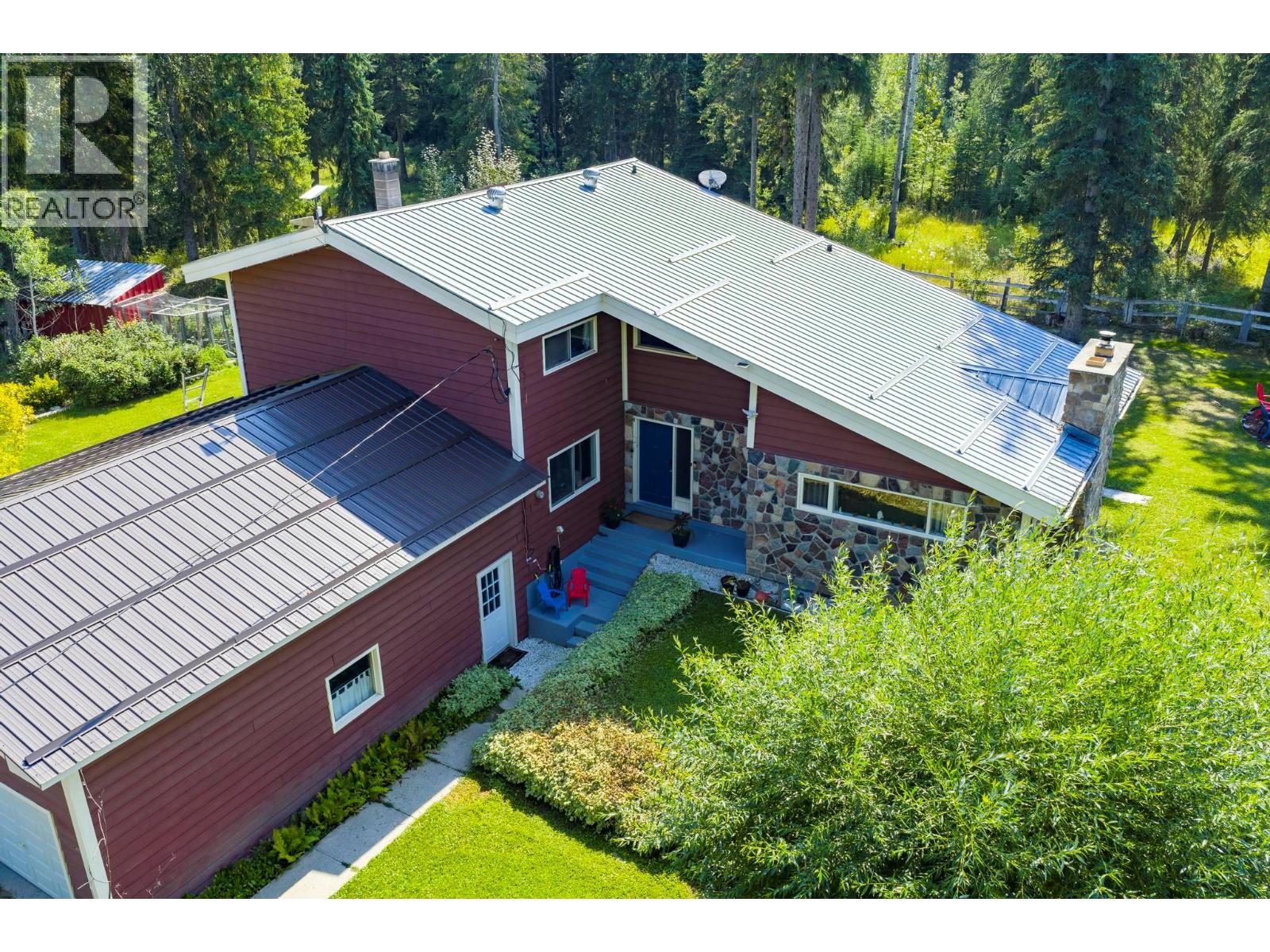 1732 OBERG JOHNSON Road, Golden, British Columbia