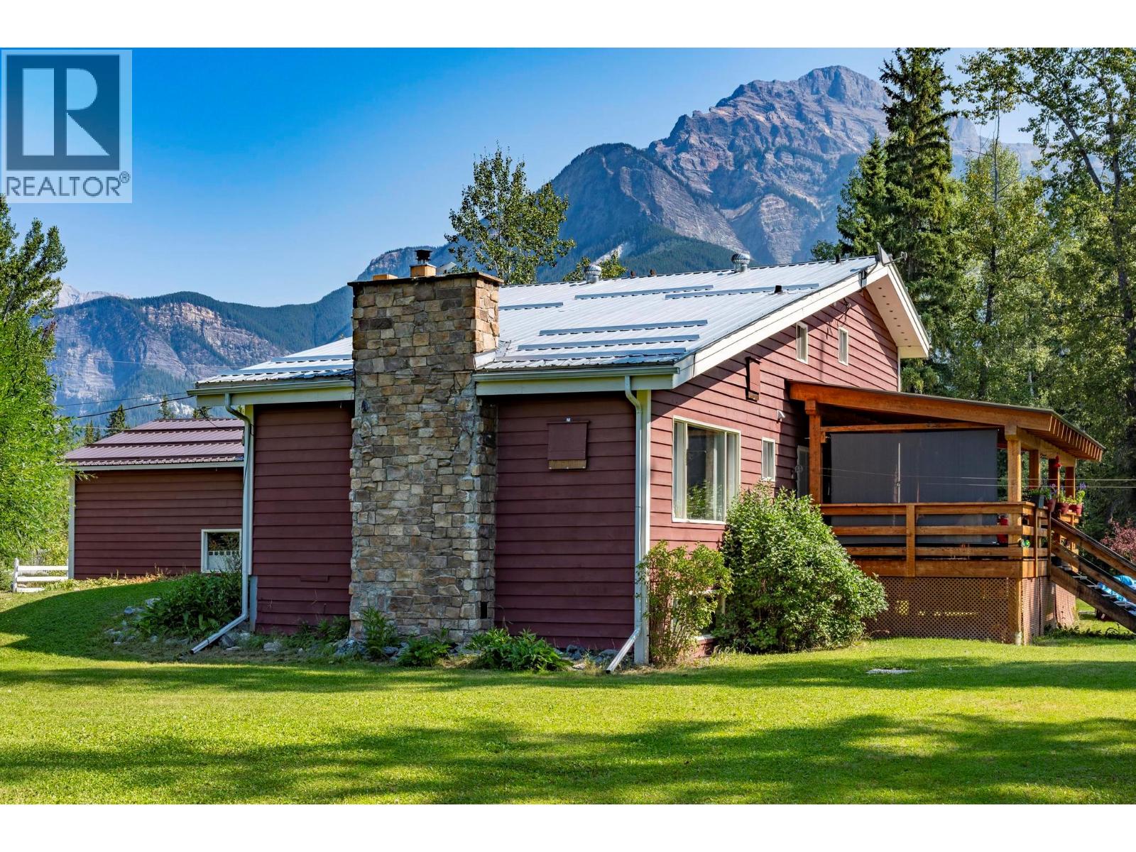 1732 Oberg Johnson Road, Golden, British Columbia  V0A 1H1 - Photo 3 - 10362044
