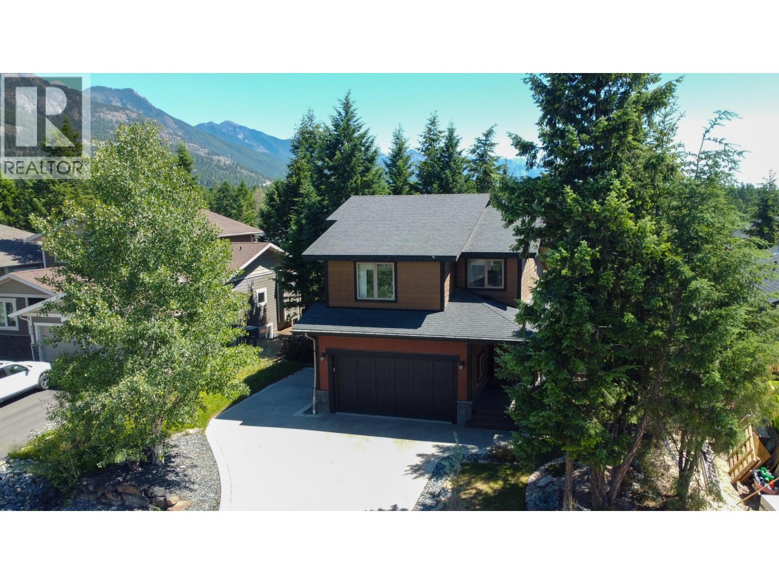 960 Copper Point Way, Invermere, British Columbia  V0A 1K3 - Photo 57 - 10362207