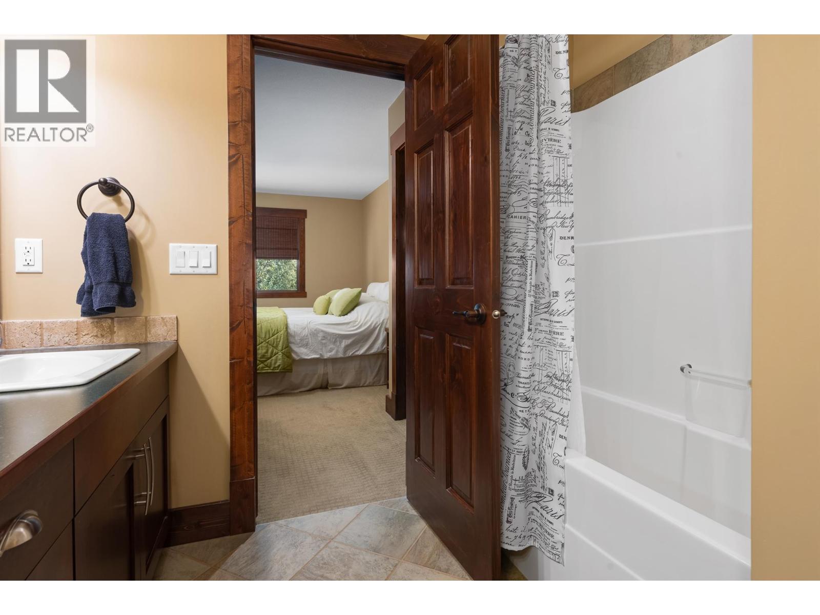 2525 Castlestone Drive Unit# 5, Invermere, British Columbia  V0A 1K6 - Photo 19 - 10362324