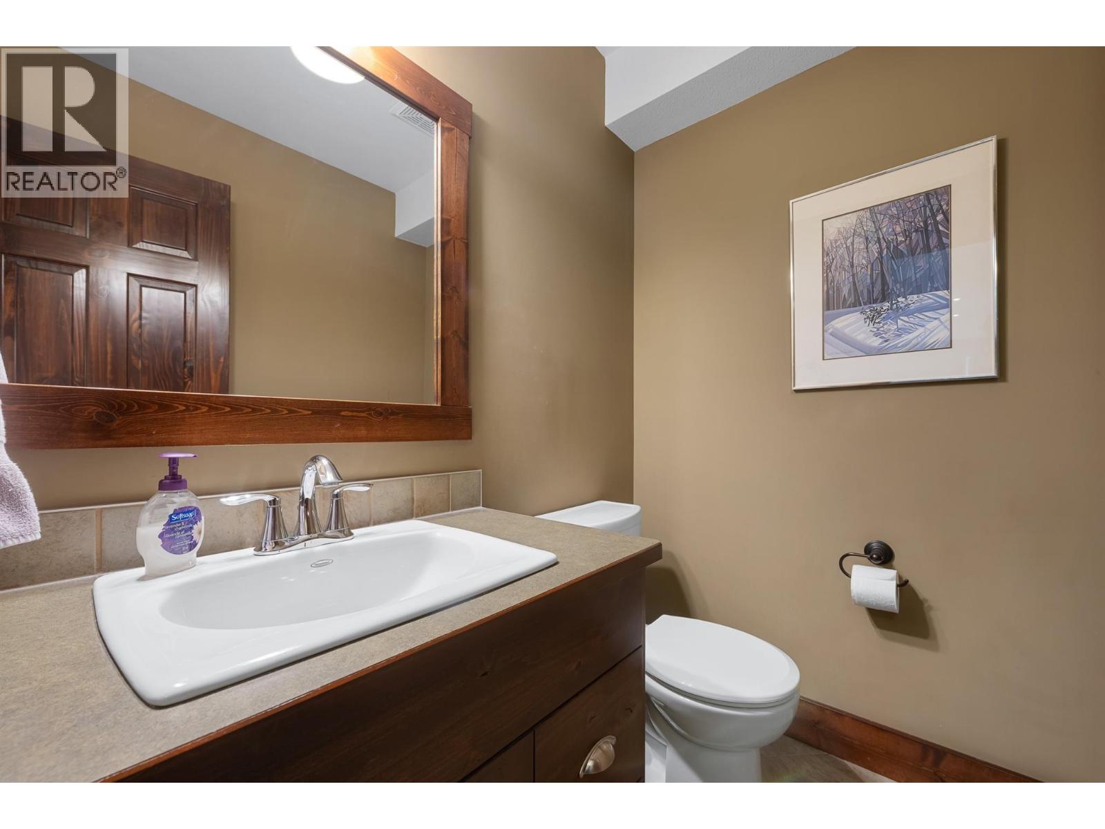 2525 Castlestone Drive Unit# 5, Invermere, British Columbia  V0A 1K6 - Photo 9 - 10362324
