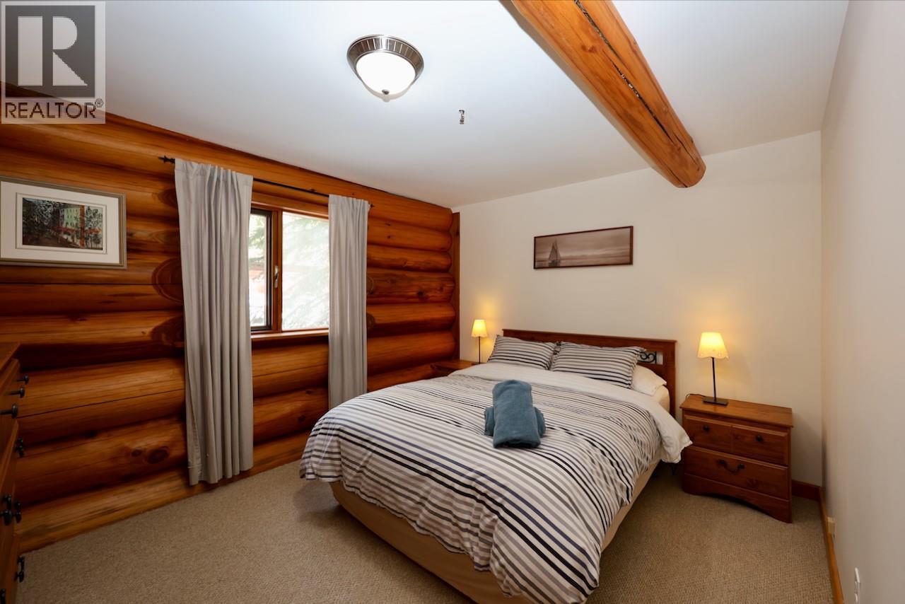 1445 Black Bear Drive, Golden, British Columbia  V0A 1H7 - Photo 13 - 10362598