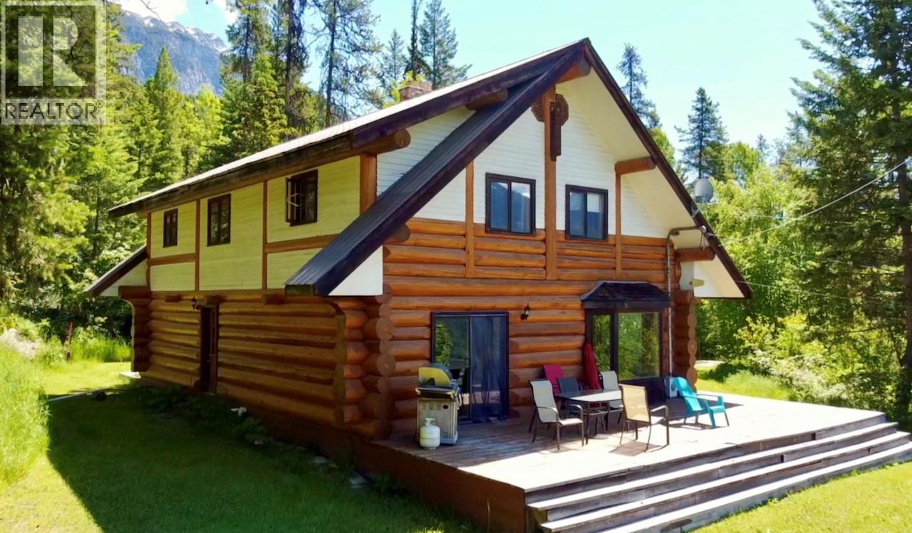 1445 Black Bear Drive, Golden, British Columbia  V0A 1H7 - Photo 41 - 10362598