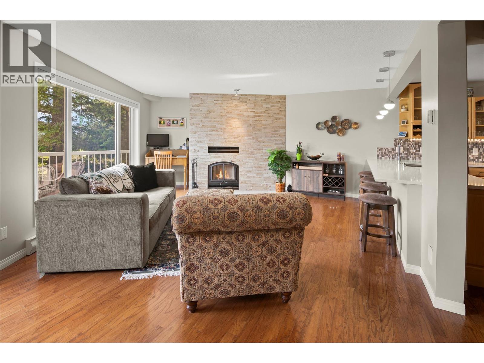 7525 Columbia Avenue Unit# 17, Radium Hot Springs, British Columbia  V0A 1M0 - Photo 6 - 10362838