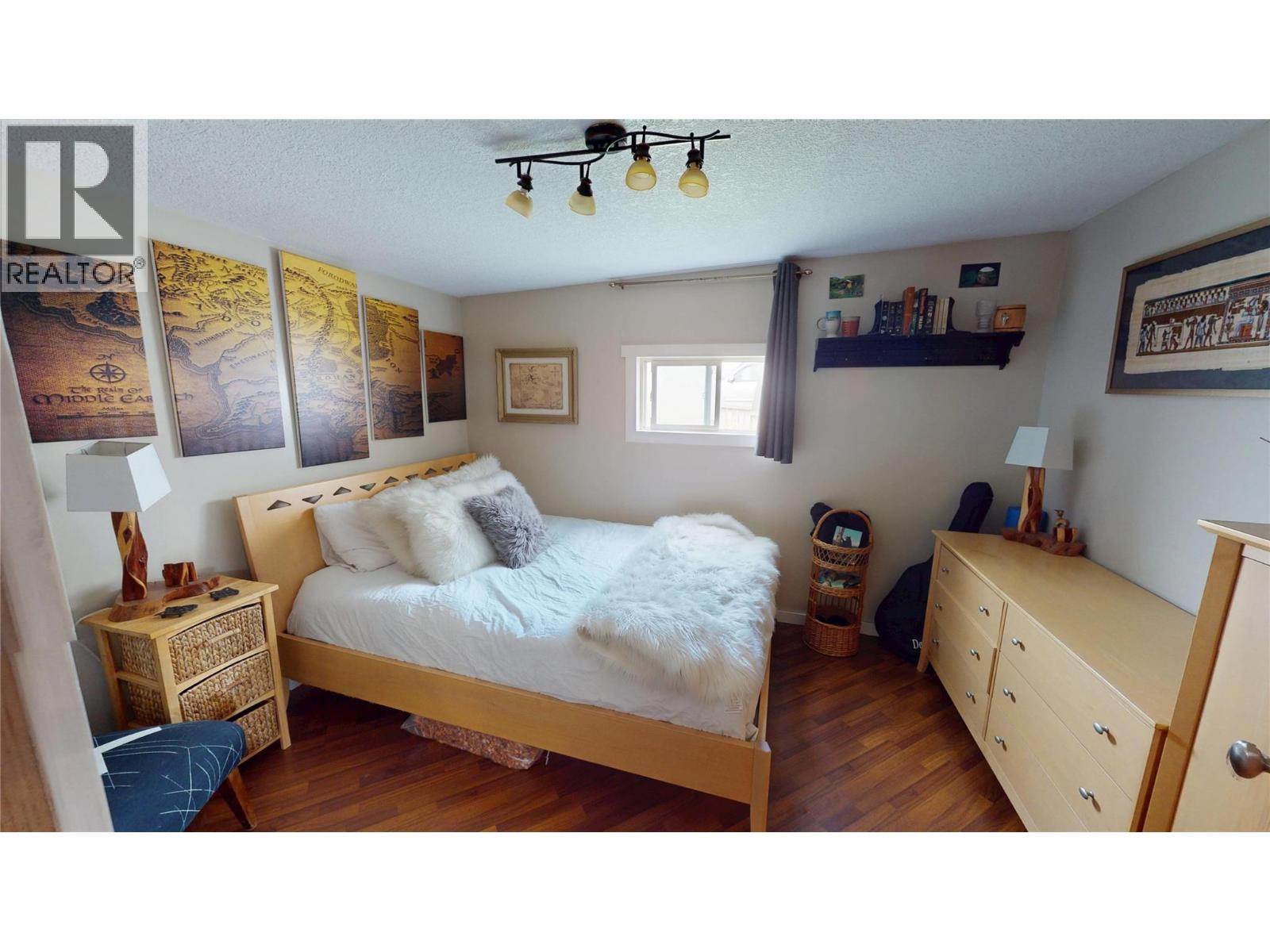 4785 Selkirk Avenue, Edgewater, British Columbia  V0A 1E0 - Photo 14 - 10358227