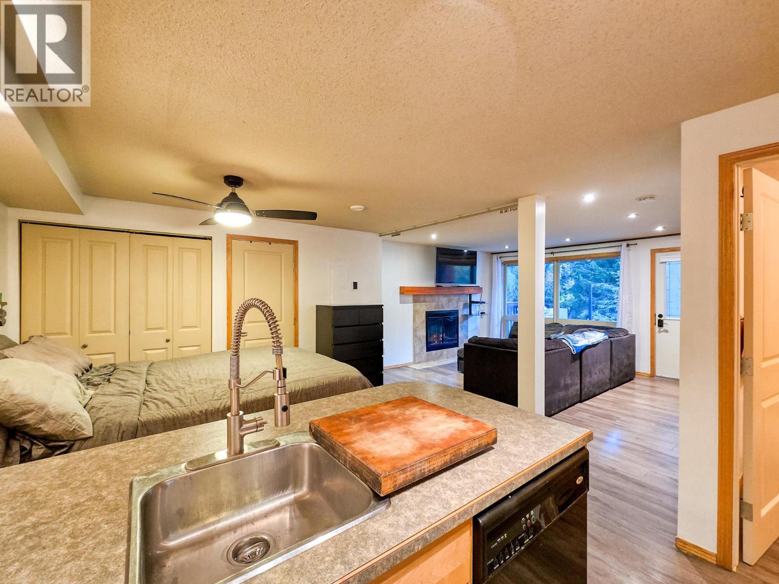 2030 Panorama Drive Unit# 306, Panorama, British Columbia  V0A 1T0 - Photo 4 - 10362989
