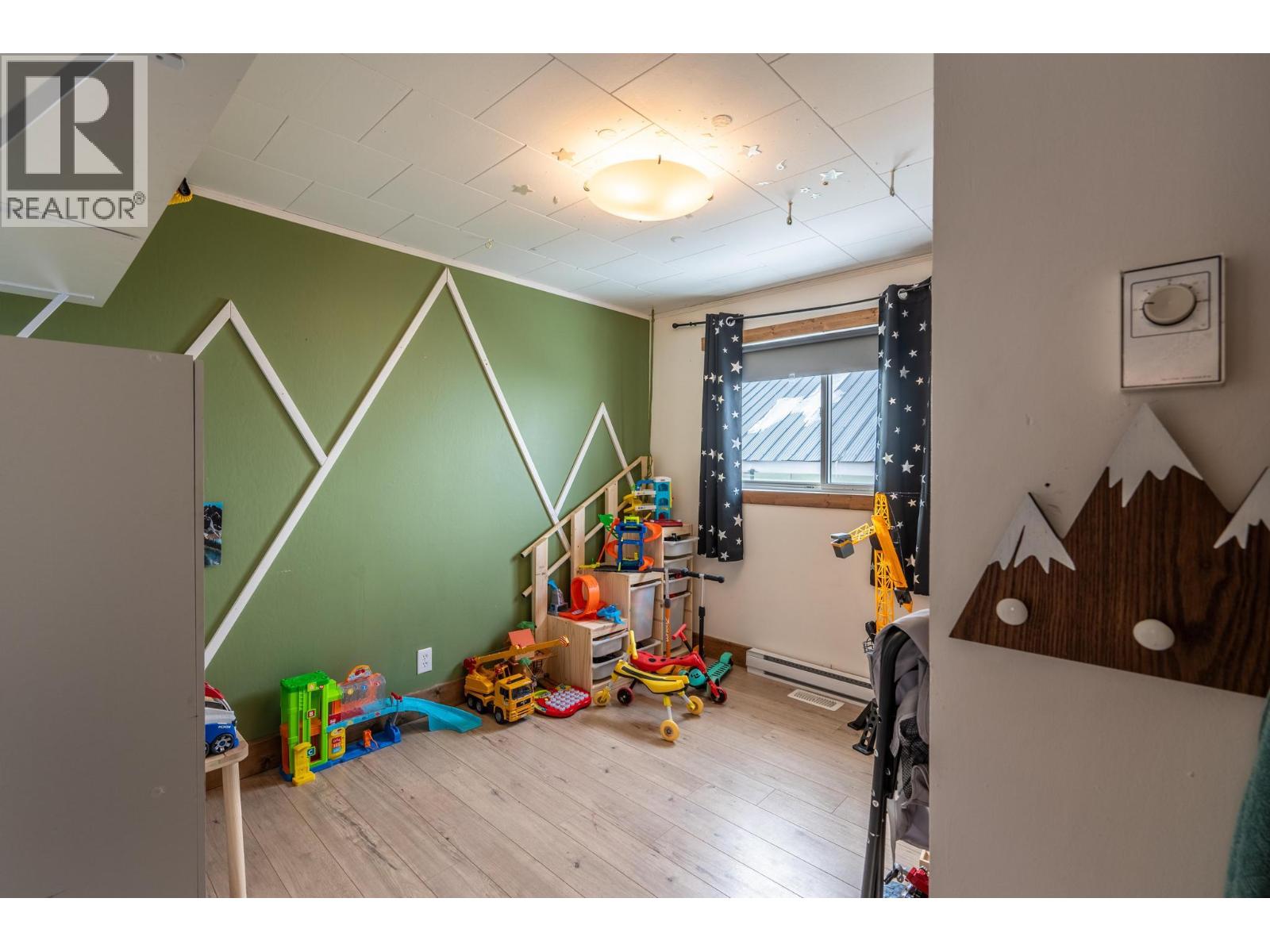 511 11th Street, Golden, British Columbia  V0A 1H2 - Photo 20 - 10363004