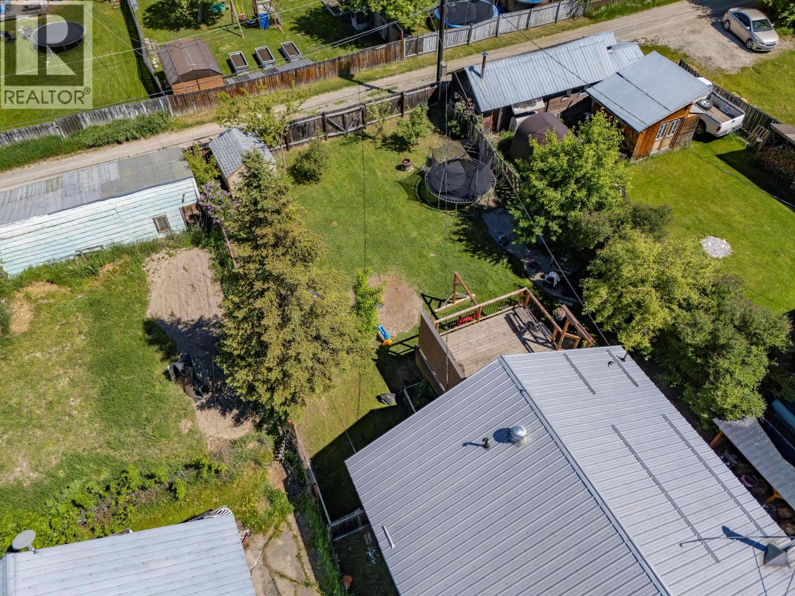 511 11th Street, Golden, British Columbia  V0A 1H2 - Photo 34 - 10363004