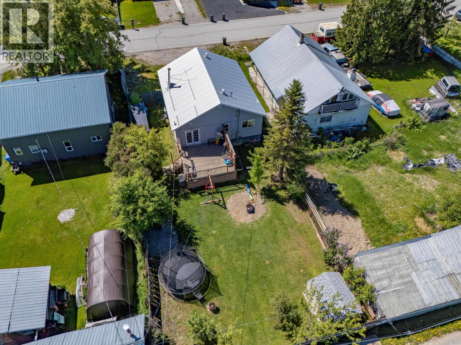 511 11th Street, Golden, British Columbia  V0A 1H2 - Photo 35 - 10363004