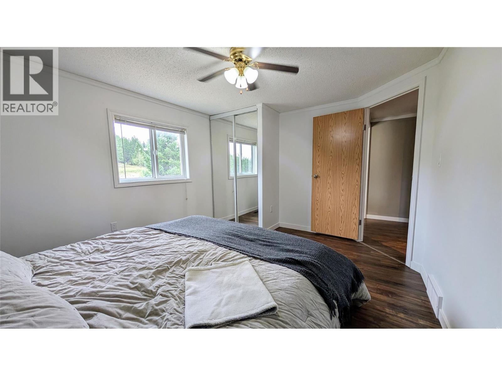 4811 Crescentwood Drive, Edgewater, British Columbia  V0A 1E0 - Photo 12 - 10363373