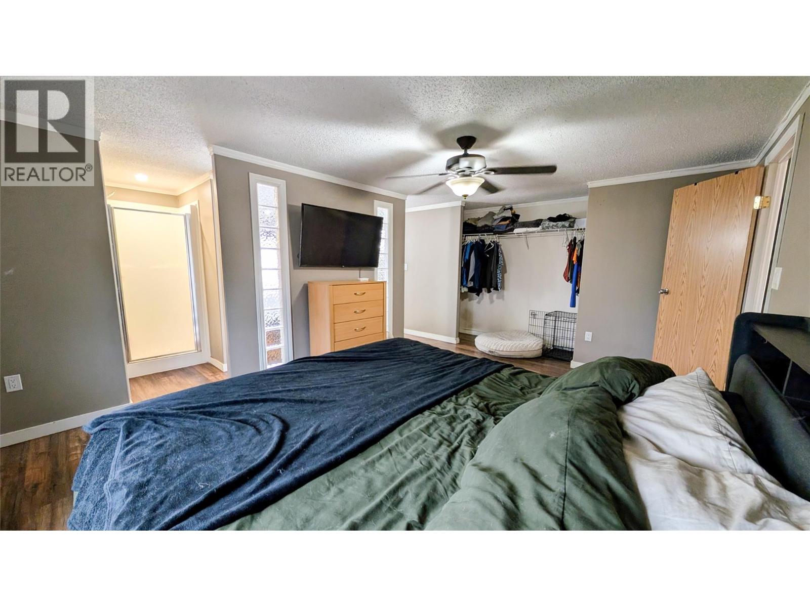 4811 Crescentwood Drive, Edgewater, British Columbia  V0A 1E0 - Photo 16 - 10363373