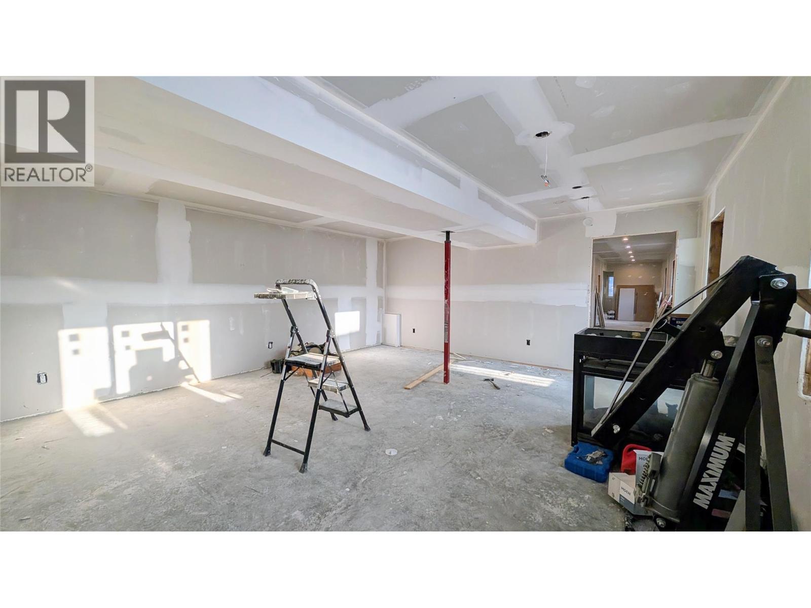 4811 Crescentwood Drive, Edgewater, British Columbia  V0A 1E0 - Photo 29 - 10363373