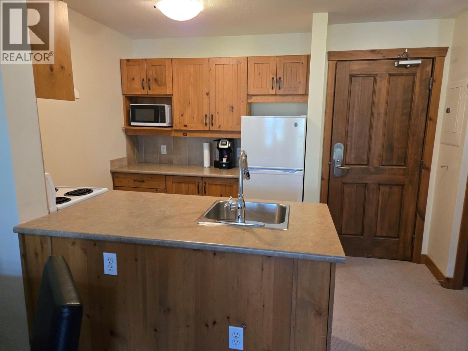 2090 Summit Drive Unit# 308, Panorama, British Columbia  V0A 1T0 - Photo 8 - 10363253