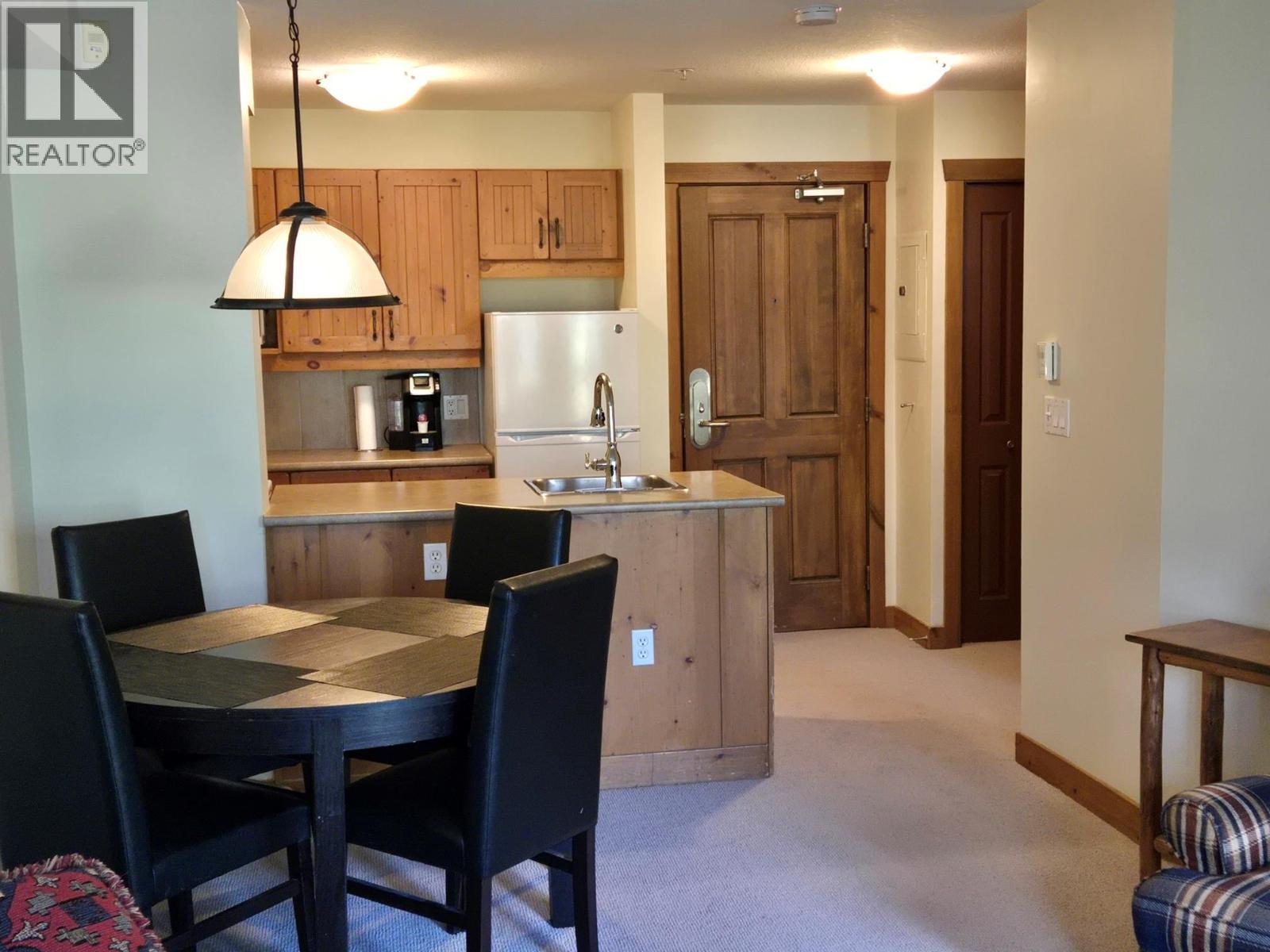 2090 Summit Drive Unit# 308, Panorama, British Columbia  V0A 1T0 - Photo 9 - 10363253