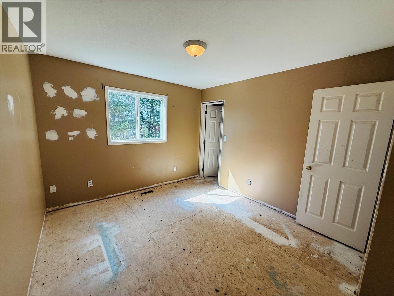 1b Wolf Crescent, Windermere, British Columbia  V0A 1K2 - Photo 18 - 10363416