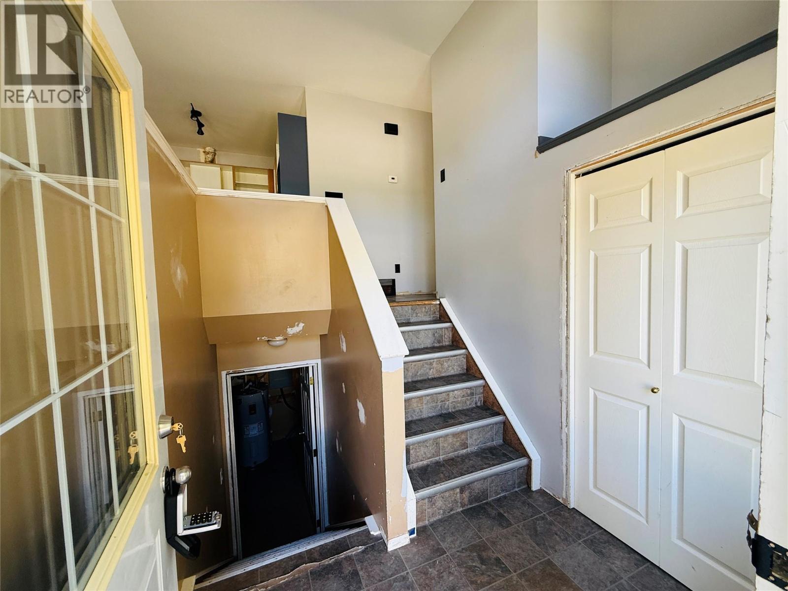 1b Wolf Crescent, Windermere, British Columbia  V0A 1K2 - Photo 4 - 10363416