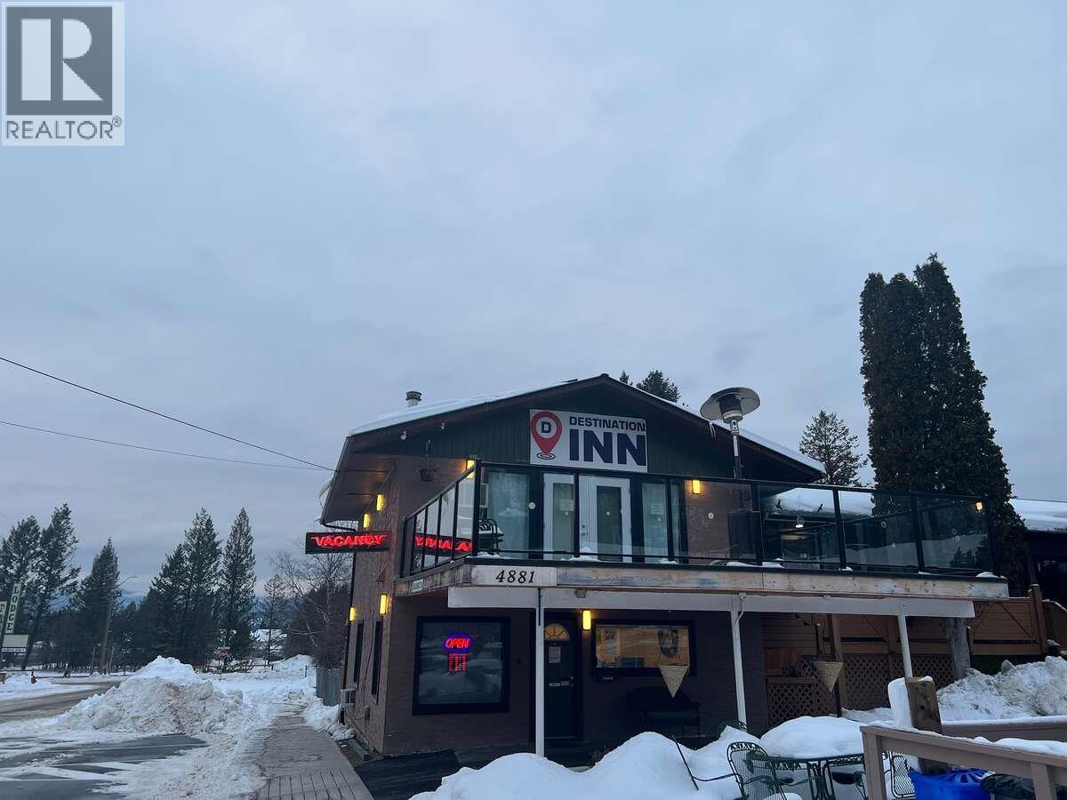 4881 ST MARY'S Street, Radium Hot Springs, British Columbia