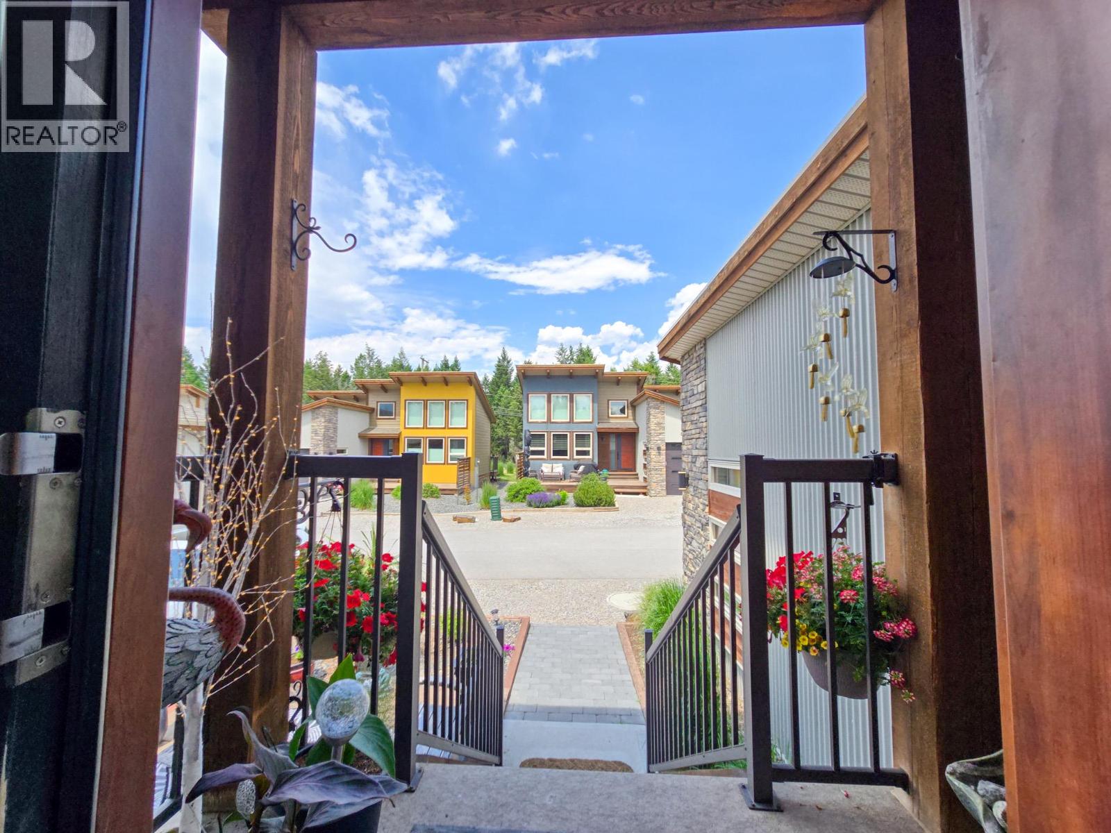 4926 Timber Ridge Road Unit# 8, Windermere, British Columbia  V0A 1K3 - Photo 12 - 10363660