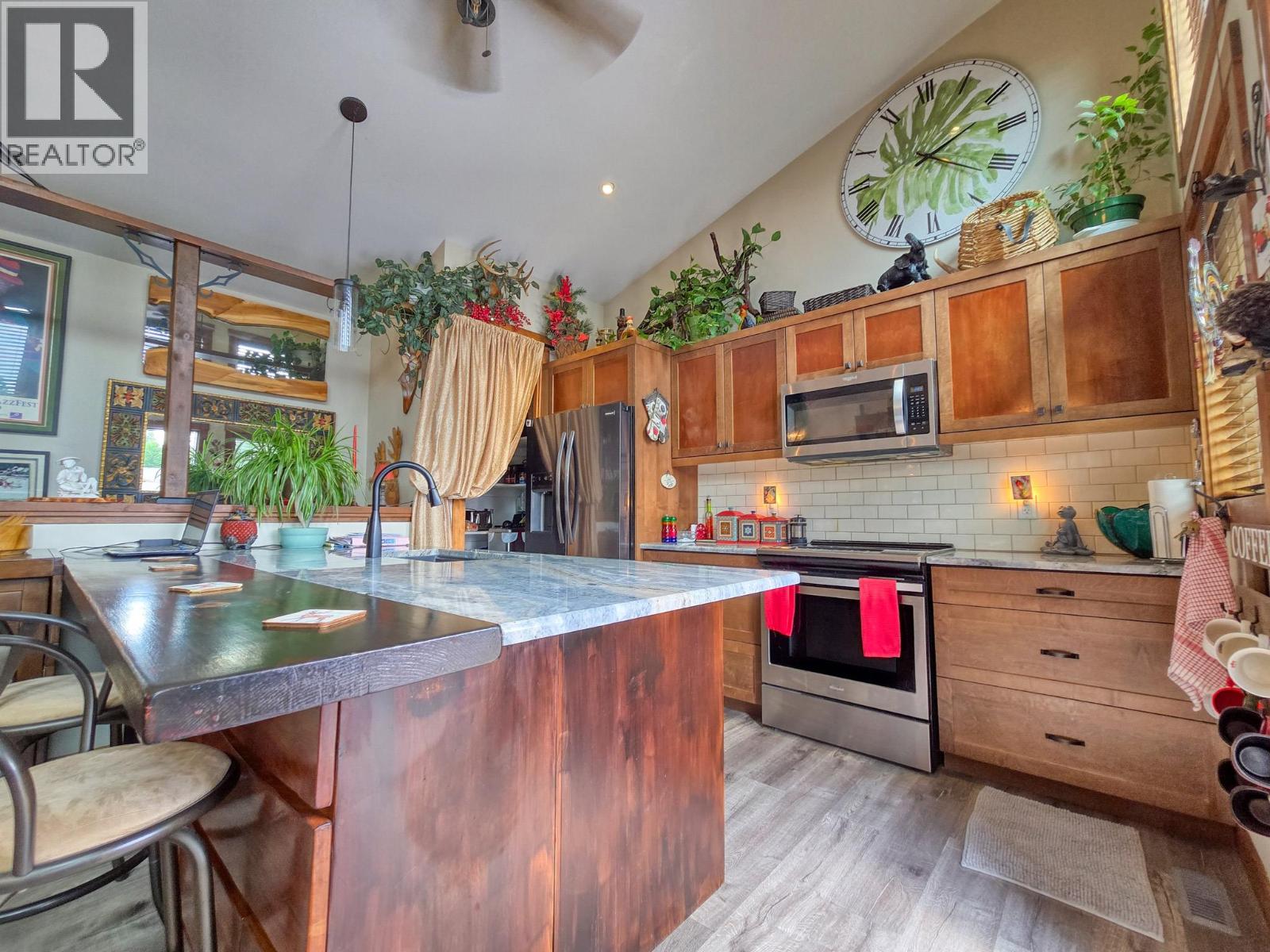 4926 Timber Ridge Road Unit# 8, Windermere, British Columbia  V0A 1K3 - Photo 17 - 10363660