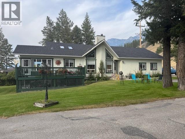 7369 Prospector Avenue Unit# 109, Radium Hot Springs, British Columbia  V0A 1M0 - Photo 2 - 10363673