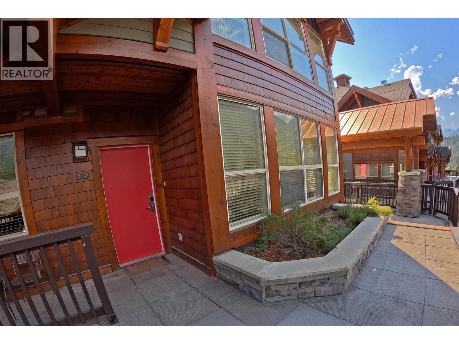 2049 Summit Drive Unit# 212A, Panorama, British Columbia