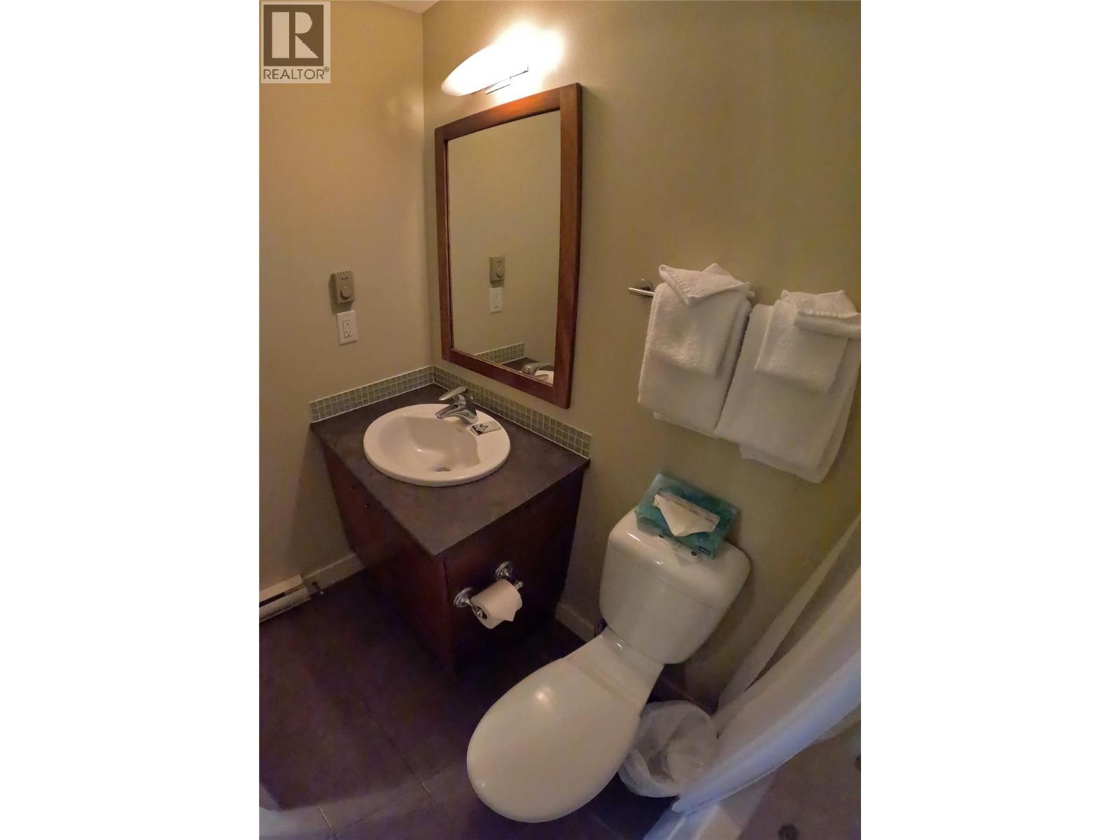 2049 Summit Drive Unit# 212a, Panorama, British Columbia  V0A 1T0 - Photo 20 - 10363661