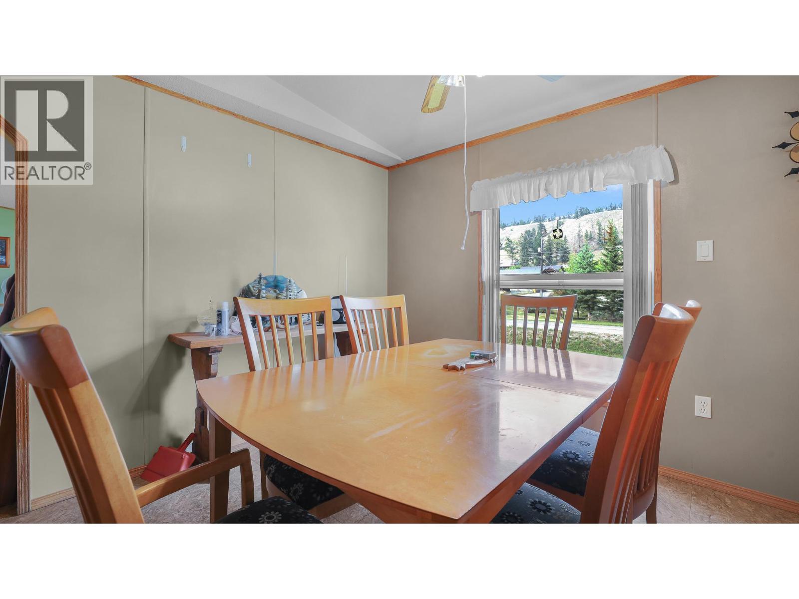 9196 West Avenue, Wilmer, British Columbia  V0A 1K5 - Photo 7 - 10363412