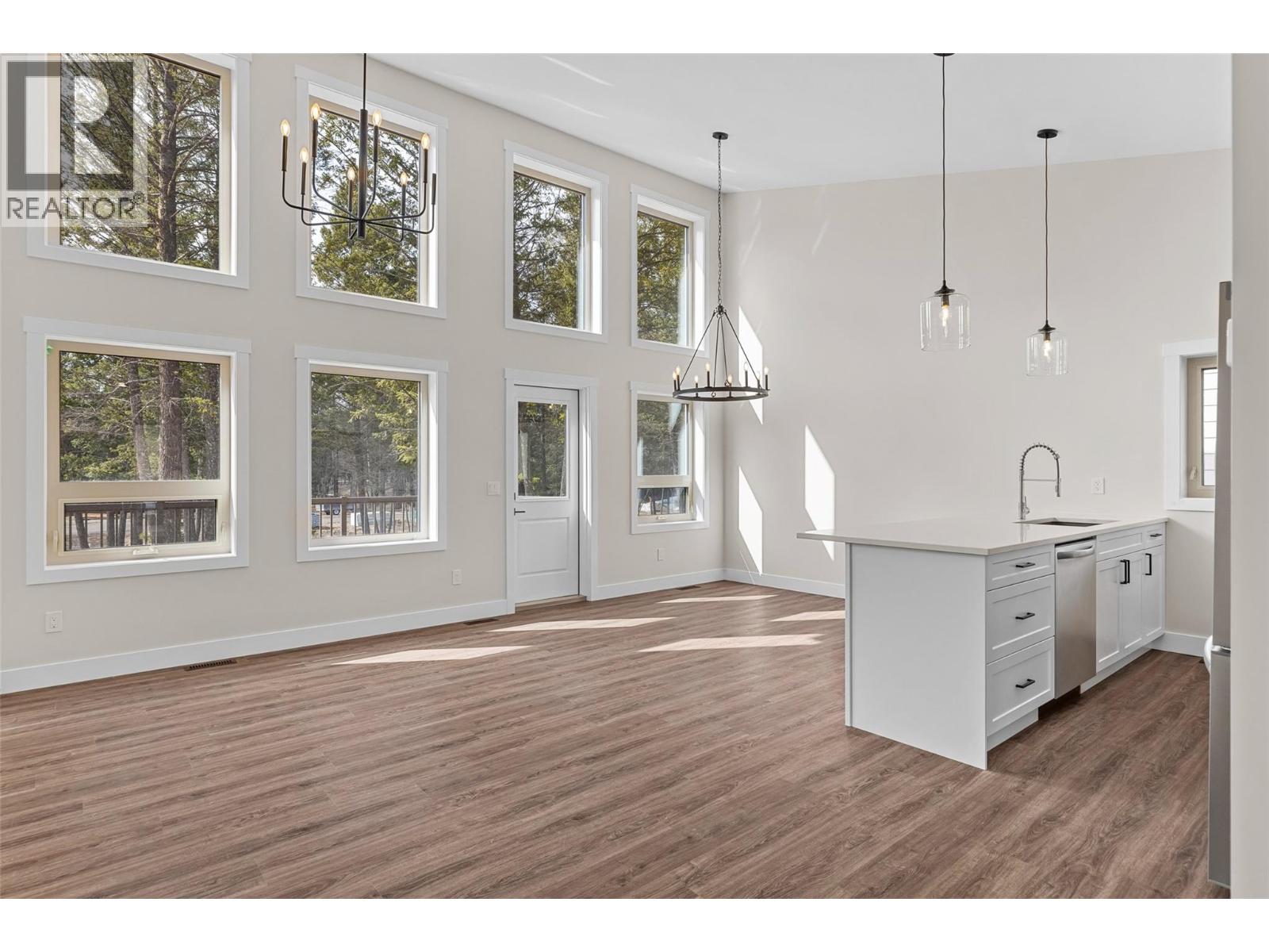 4926 Timber Ridge Road Unit# 51, Windermere, British Columbia  V0A 1H0 - Photo 3 - 10364084
