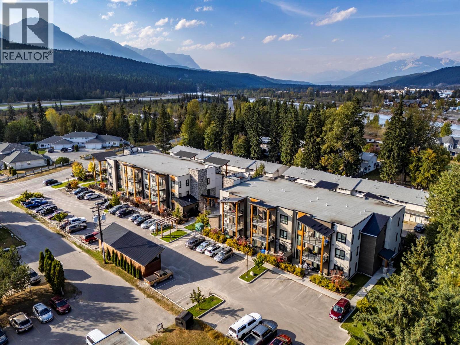 410 5th  S Avenue Unit# 1104, Golden, British Columbia  V0A 1H0 - Photo 1 - 10364207