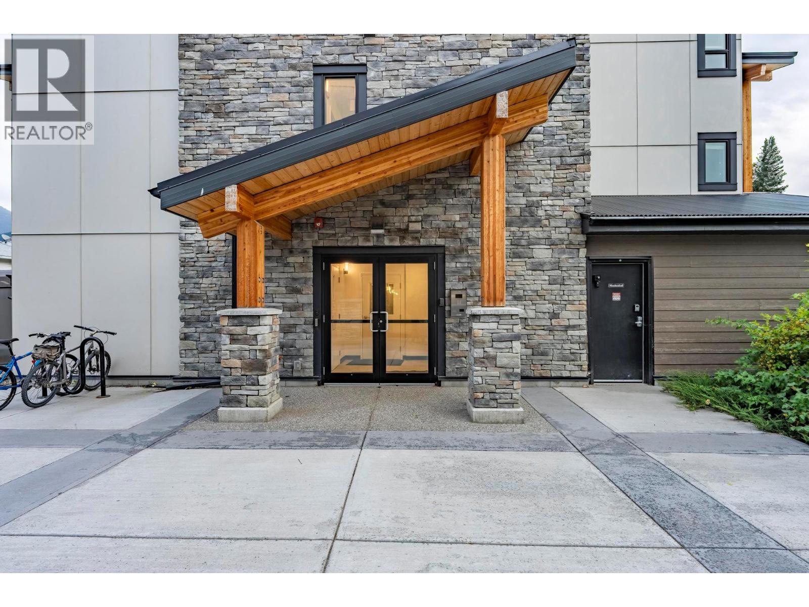 410 5th  S Avenue Unit# 1104, Golden, British Columbia  V0A 1H0 - Photo 2 - 10364207