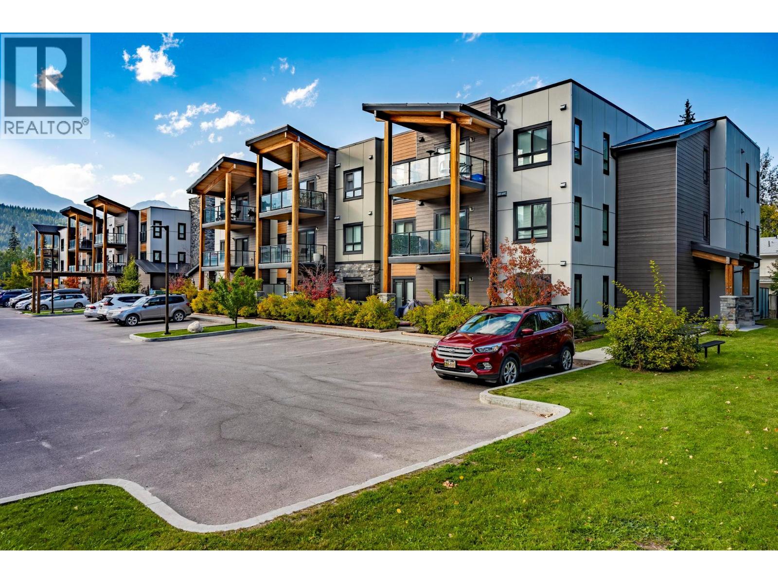 410 5th  S Avenue Unit# 1104, Golden, British Columbia  V0A 1H0 - Photo 3 - 10364207