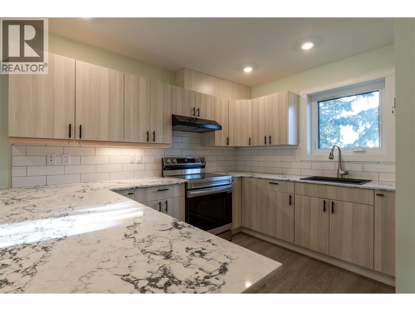 615 9th Street S, Golden, British Columbia  V0A 1H0 - Photo 27 - 10364237