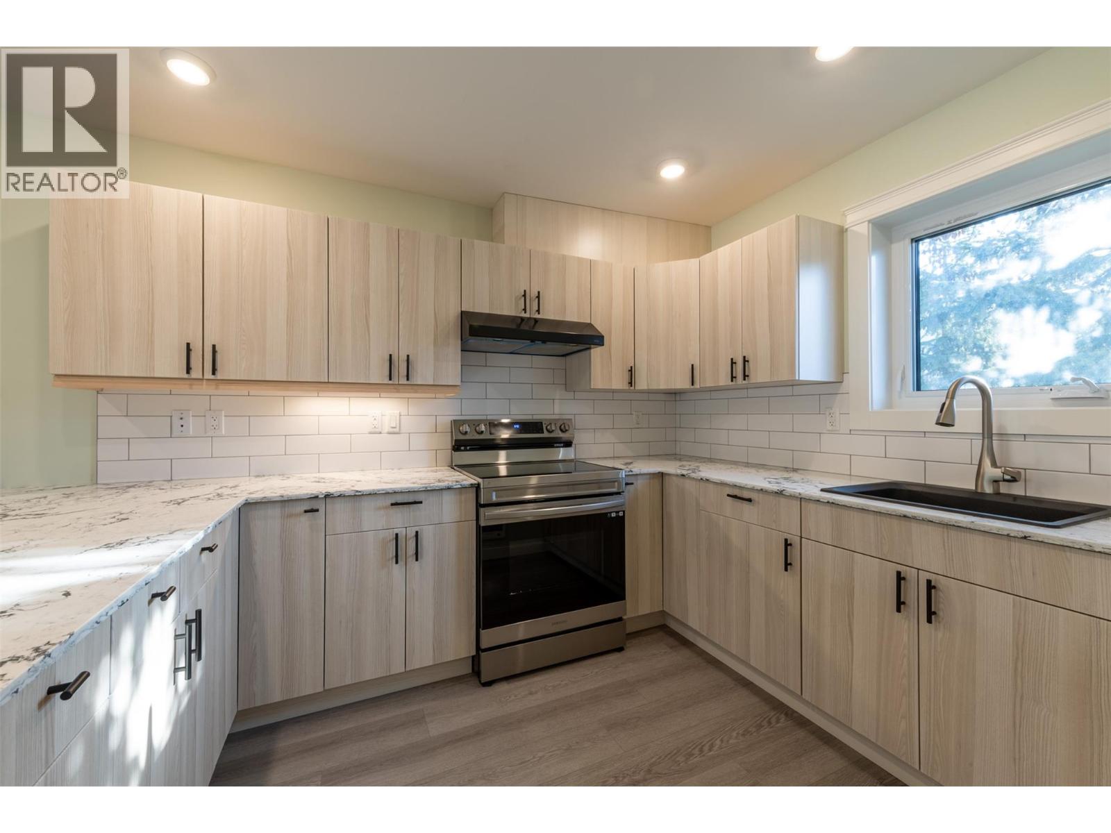 615 9th Street S, Golden, British Columbia  V0A 1H0 - Photo 28 - 10364237