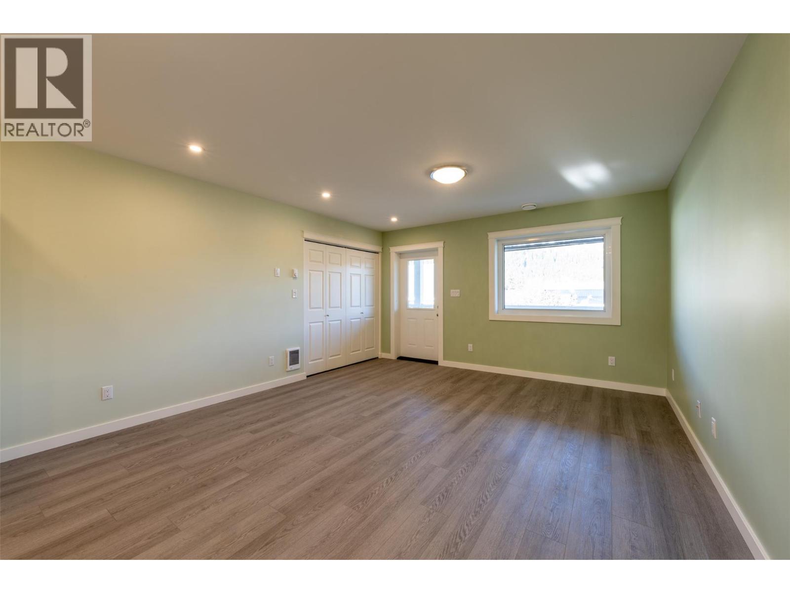615 9th Street S, Golden, British Columbia  V0A 1H0 - Photo 32 - 10364237