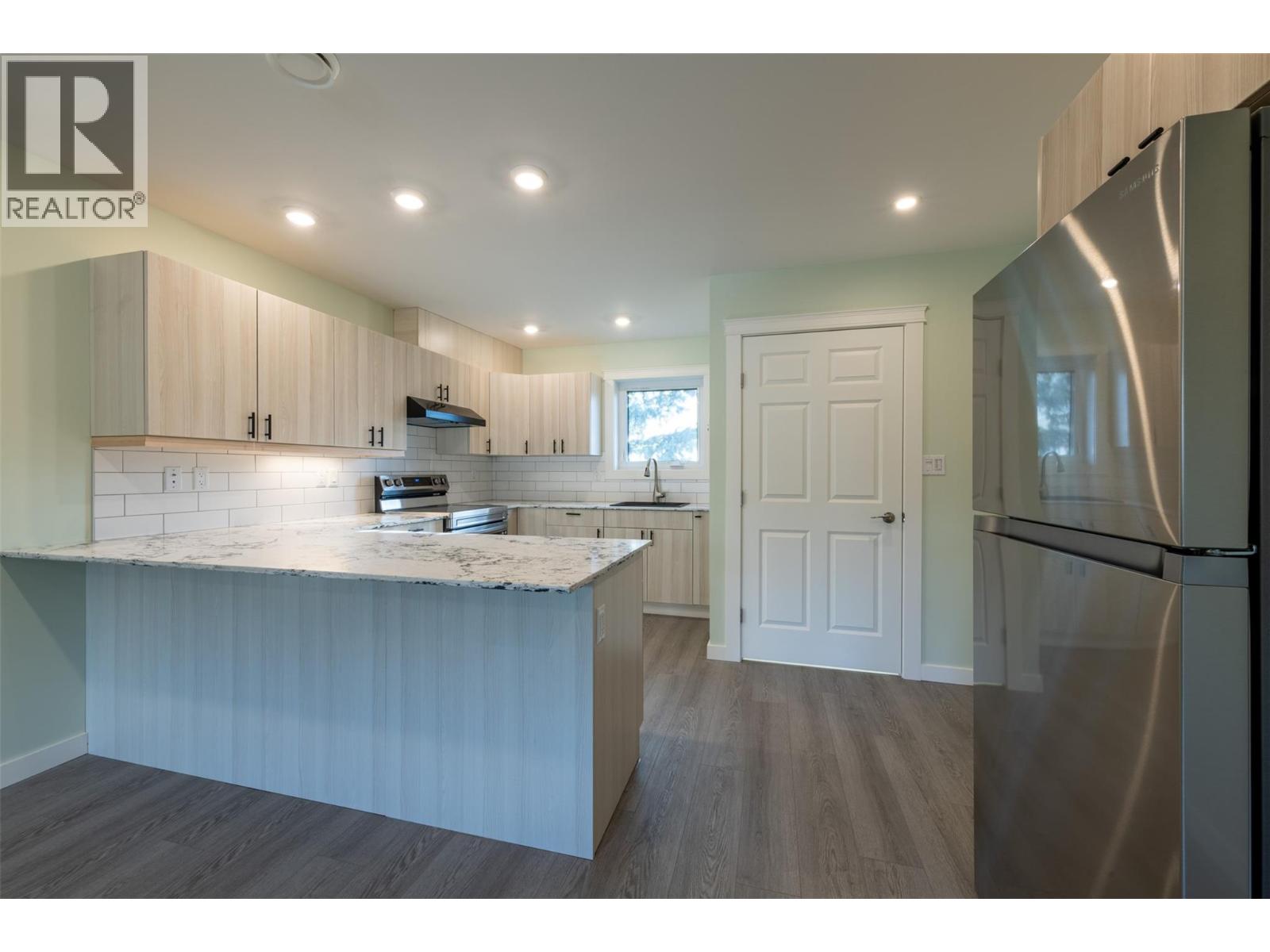 615 9th Street S, Golden, British Columbia  V0A 1H0 - Photo 37 - 10364237
