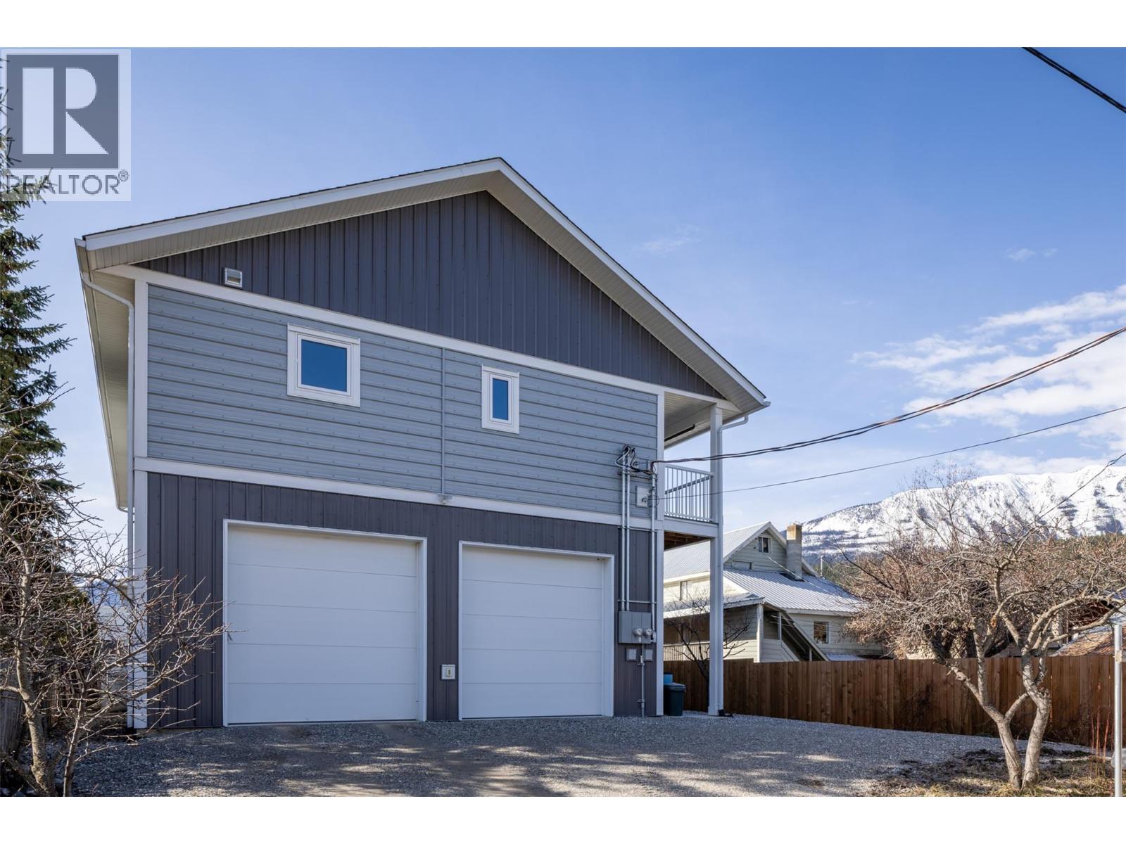 615 9th Street S, Golden, British Columbia  V0A 1H0 - Photo 4 - 10364237