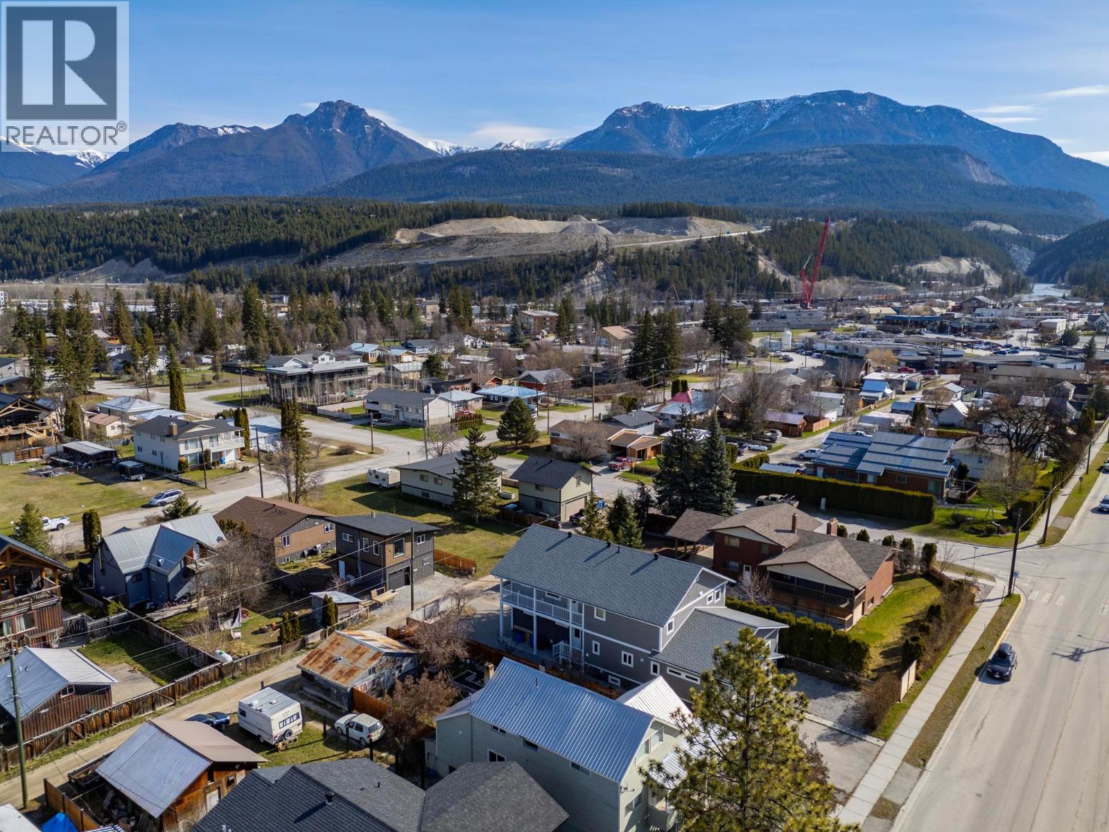 615 9th Street S, Golden, British Columbia  V0A 1H0 - Photo 63 - 10364237