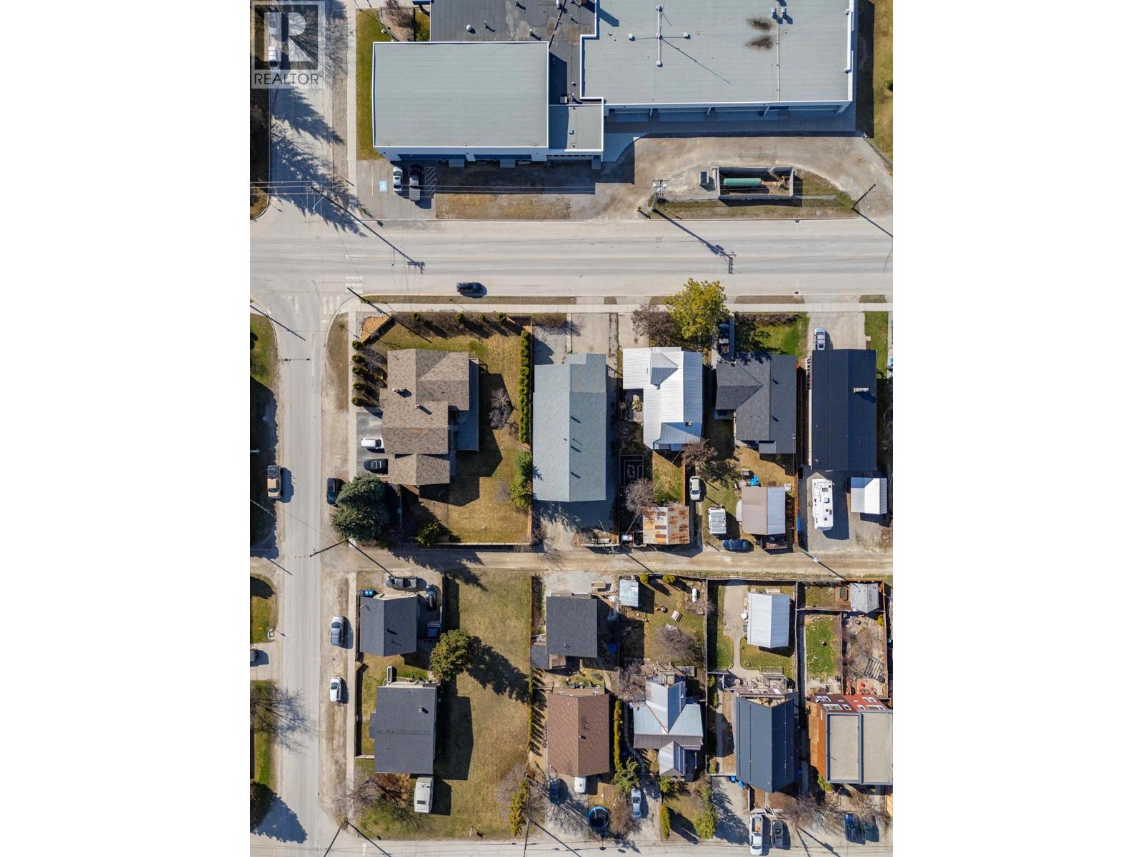 615 9th Street S, Golden, British Columbia  V0A 1H0 - Photo 72 - 10364237