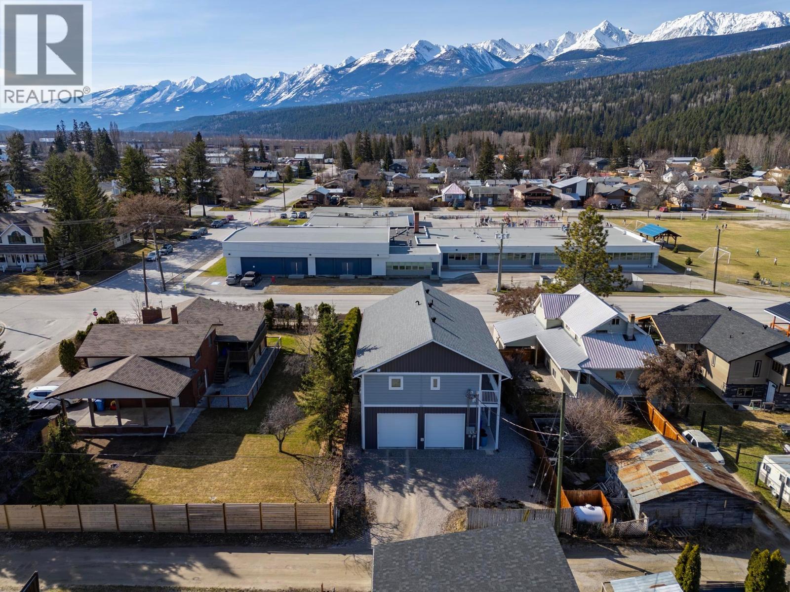 615 9th Street S, Golden, British Columbia  V0A 1H0 - Photo 74 - 10364237