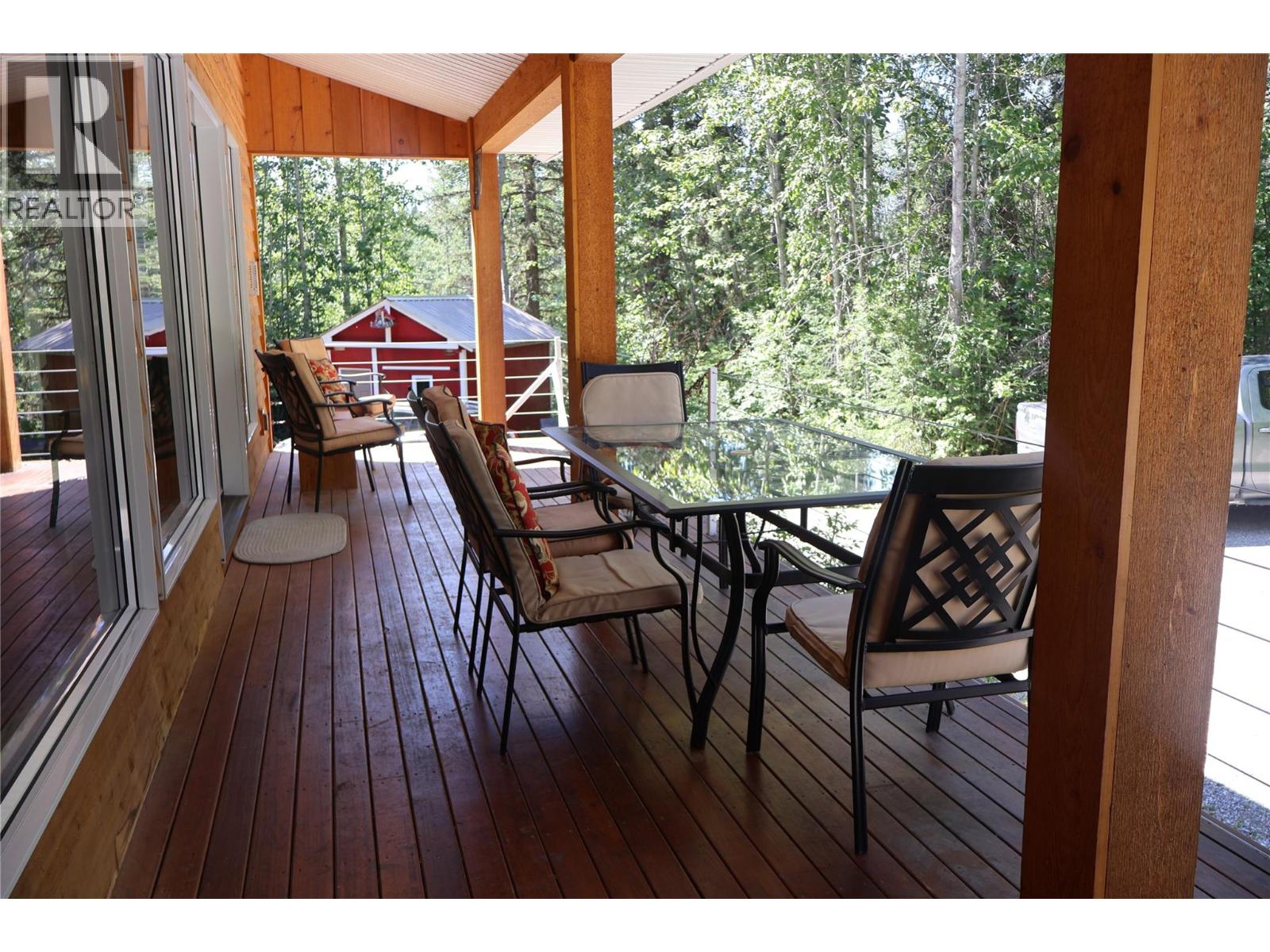 1427 Hartley Road, Golden, British Columbia  V0A 1H1 - Photo 9 - 10363925